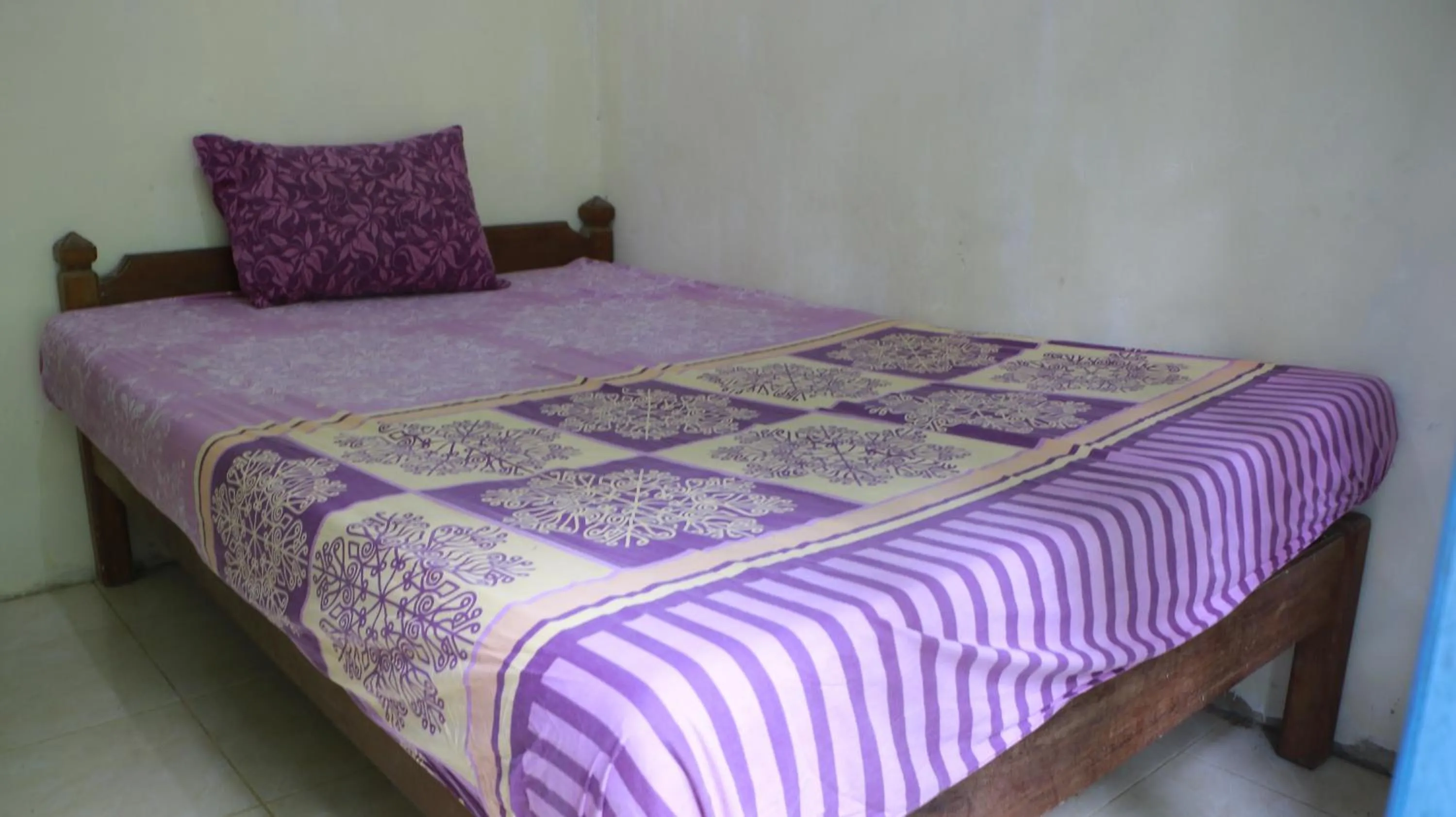 Small Double Room in Homestay Mbah Parni