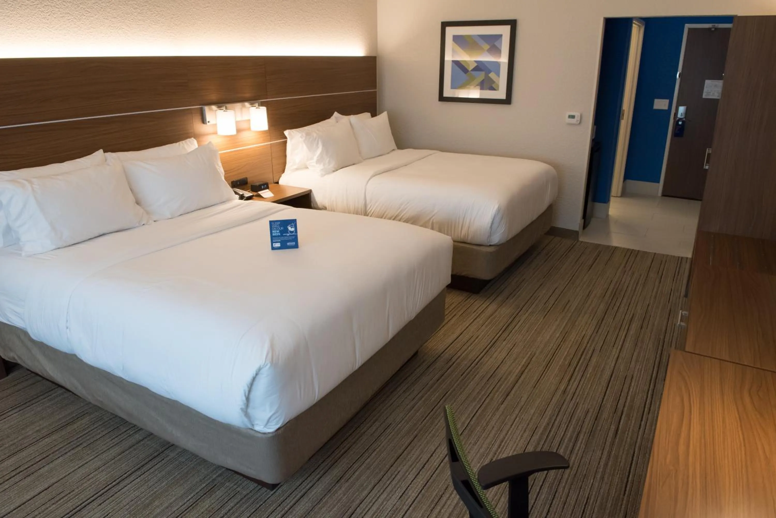 Standard Queen Room with Two Queen Beds in Holiday Inn Express & Suites - Mishawaka - South Bend by IHG