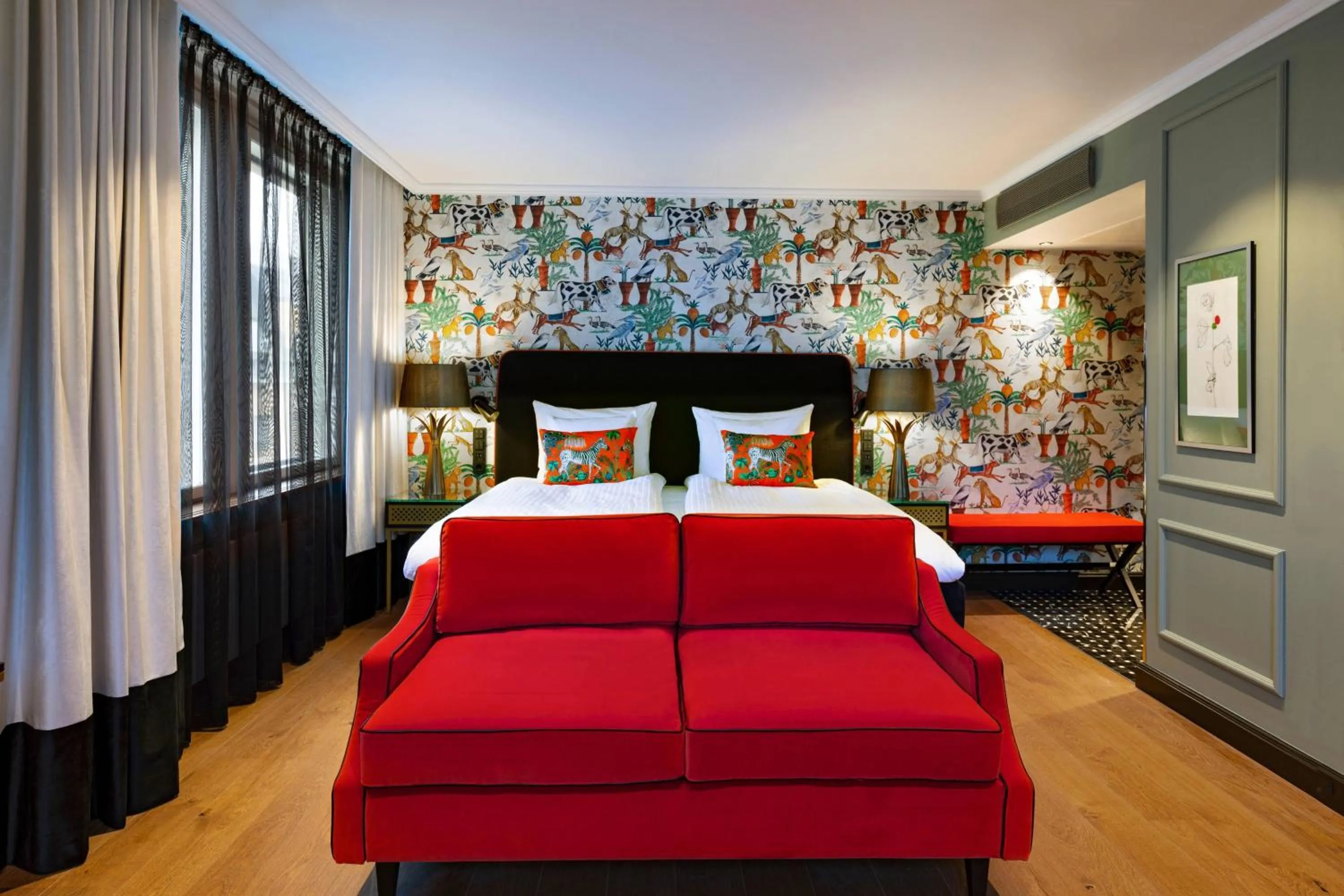 Corner, Larger Guest room, 1 King in Hotel U14, Autograph Collection