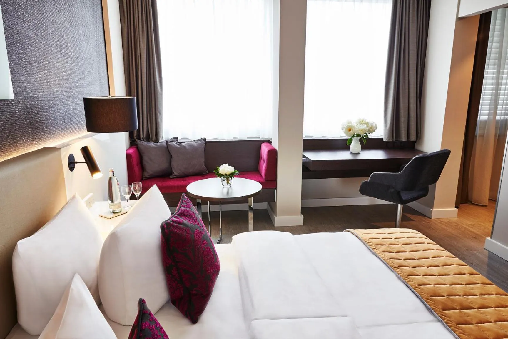 Business Double Room in Steigenberger Hotel Köln