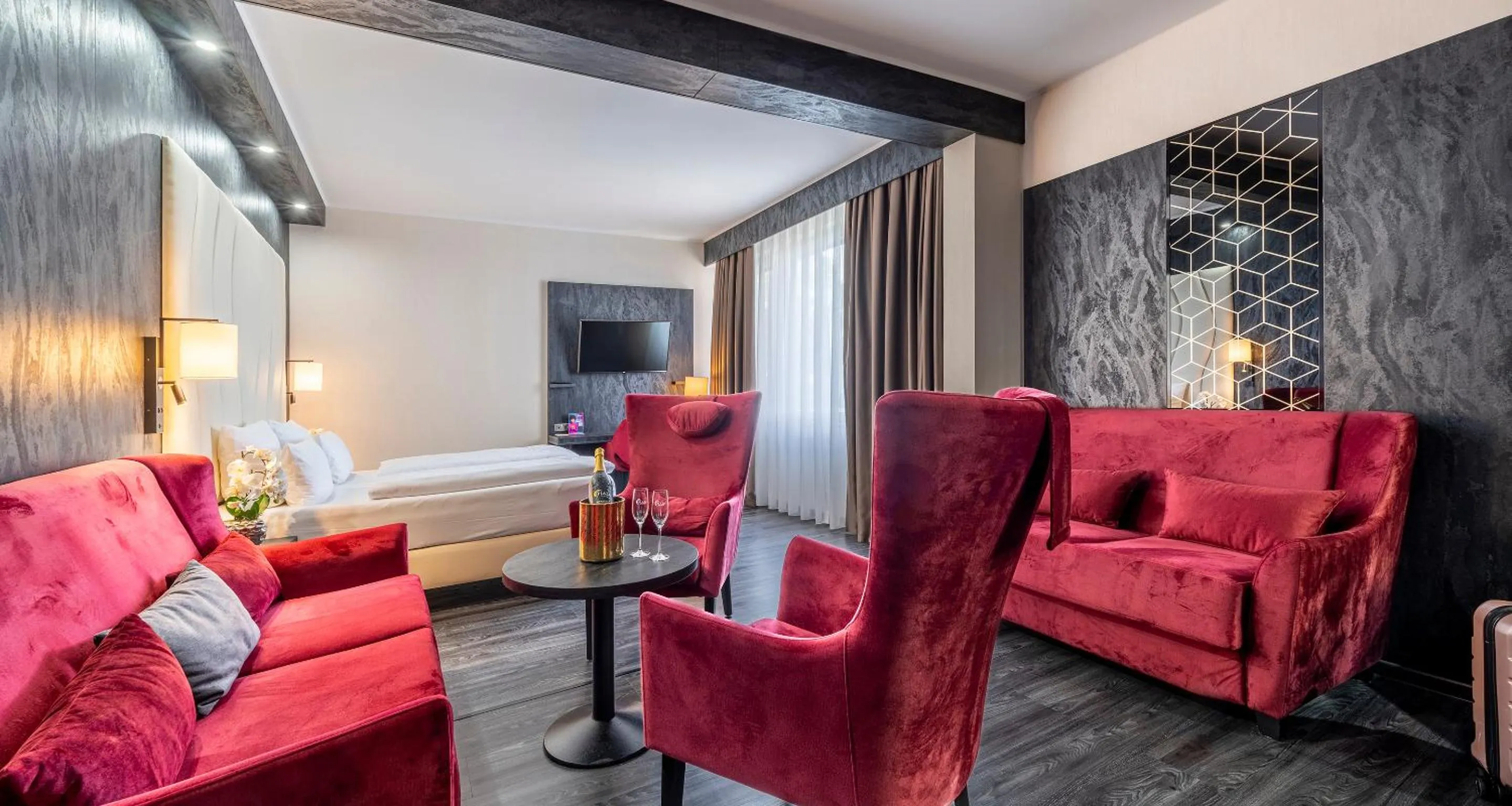 Premium Room with Two Single Beds and Sofa Bed - single occupancy - Lake Side in PLAZA Premium Schwerin Sure Hotel Collection by Best Western