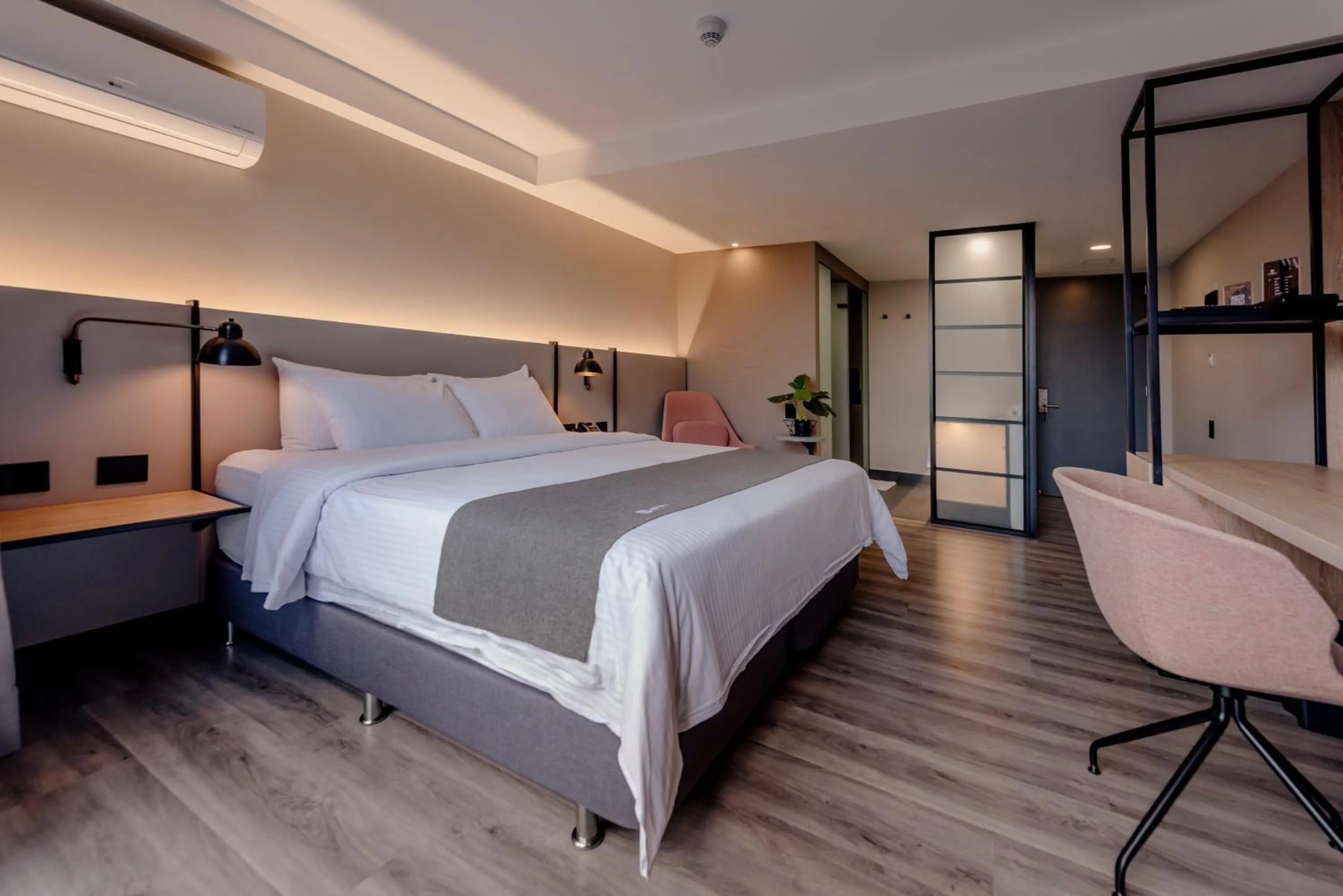 Double Room with Balcony - single occupancy in Lettera Hotel