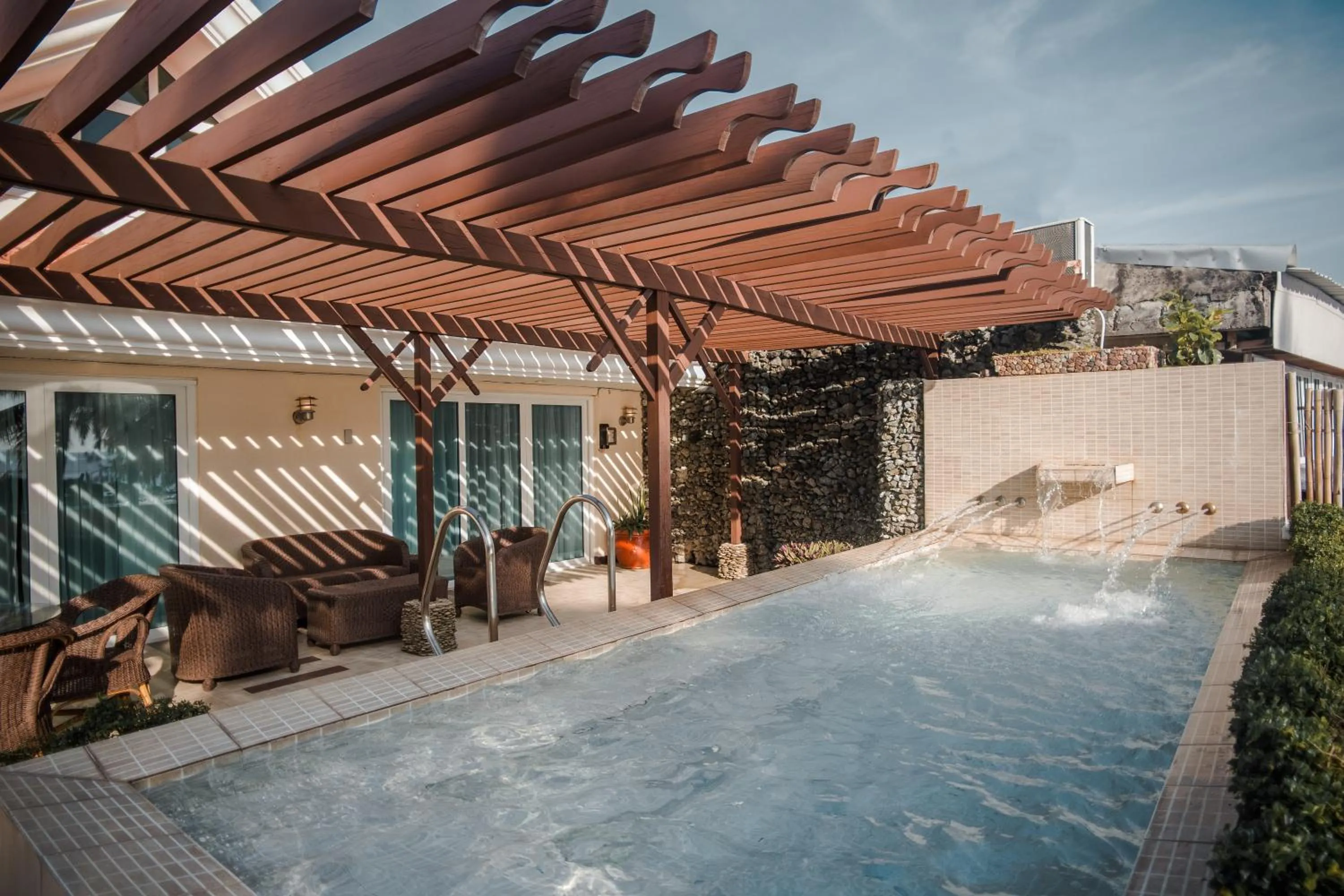 Mandarin Grand Suite in Boracay Mandarin Island Hotel