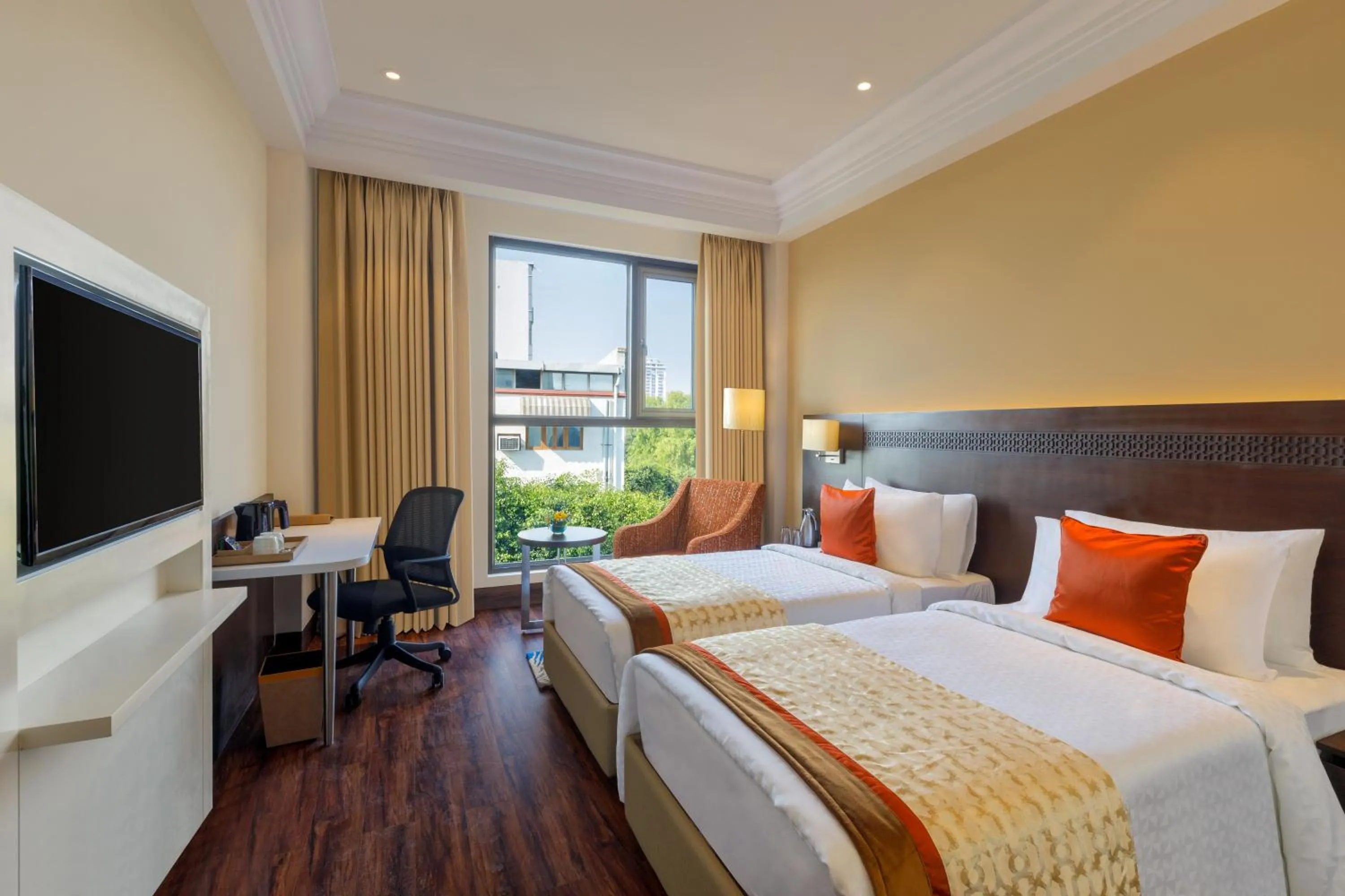 D-Luxe Twin Room  - single occupancy in Ginger Greater Noida Pari Chowk