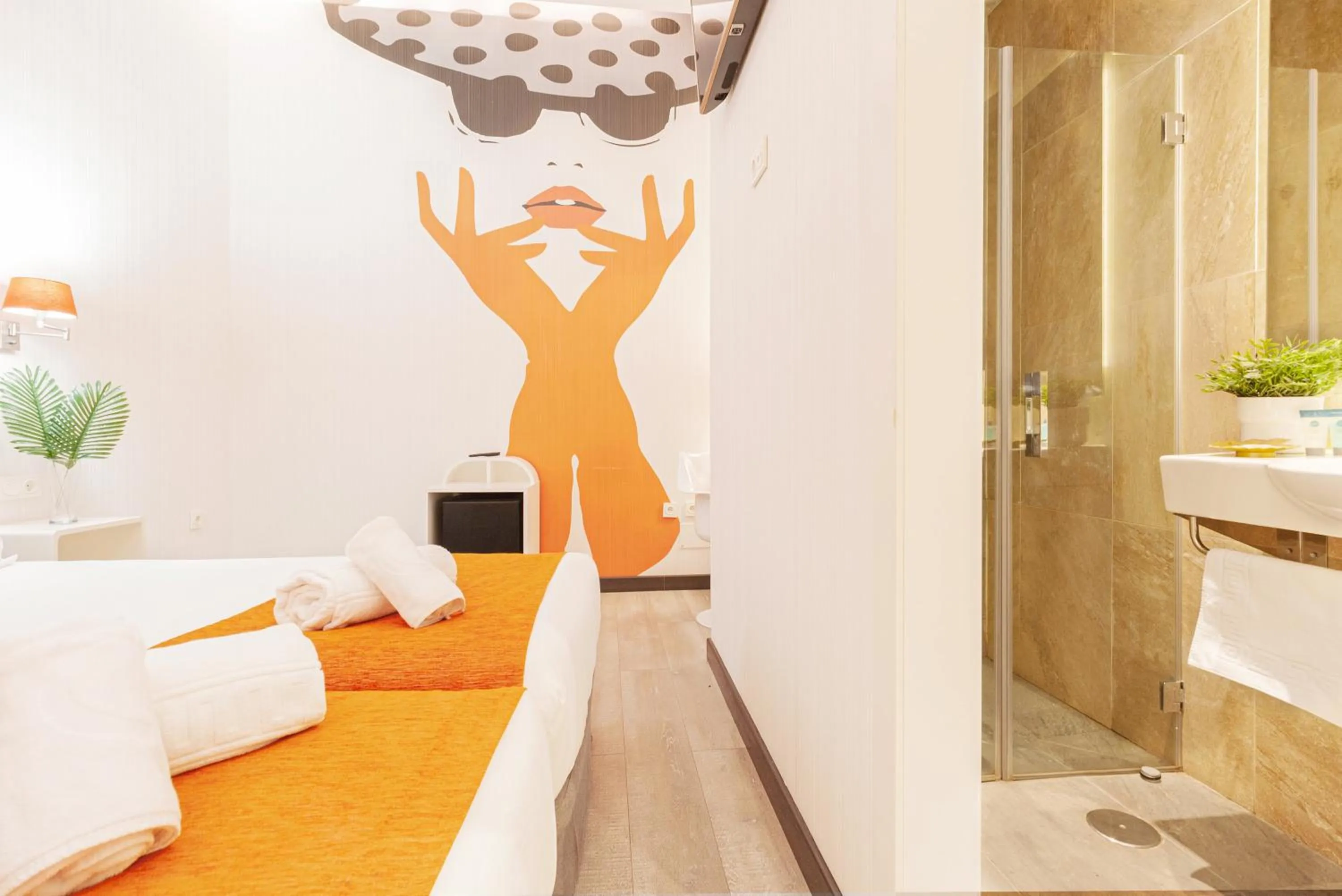 Standard Double Room in Oh Nice Revellin Ceuta