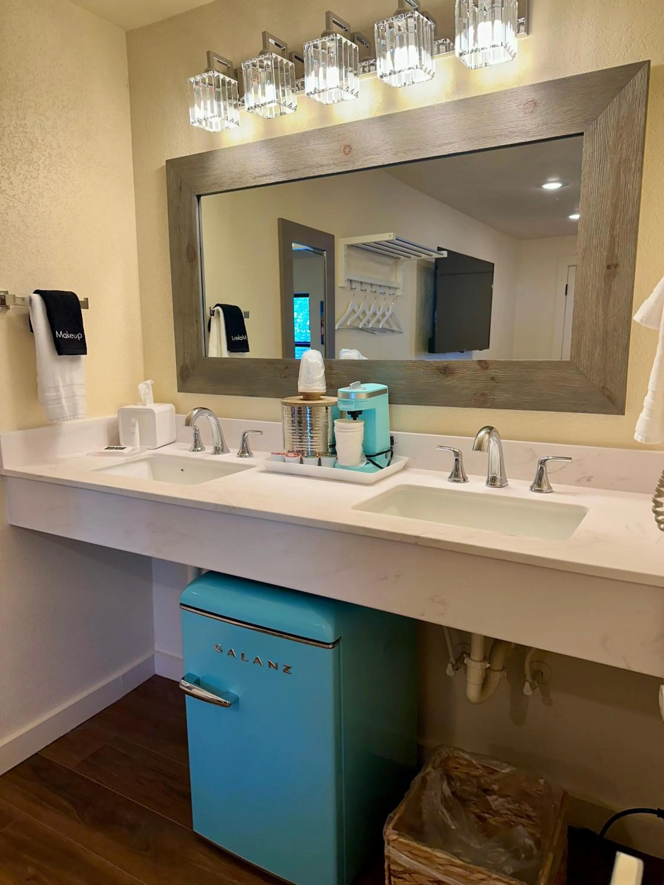 Queen Room - Non-Smoking in Rodeway Inn & Suites Williams Downtowner-Rte 66