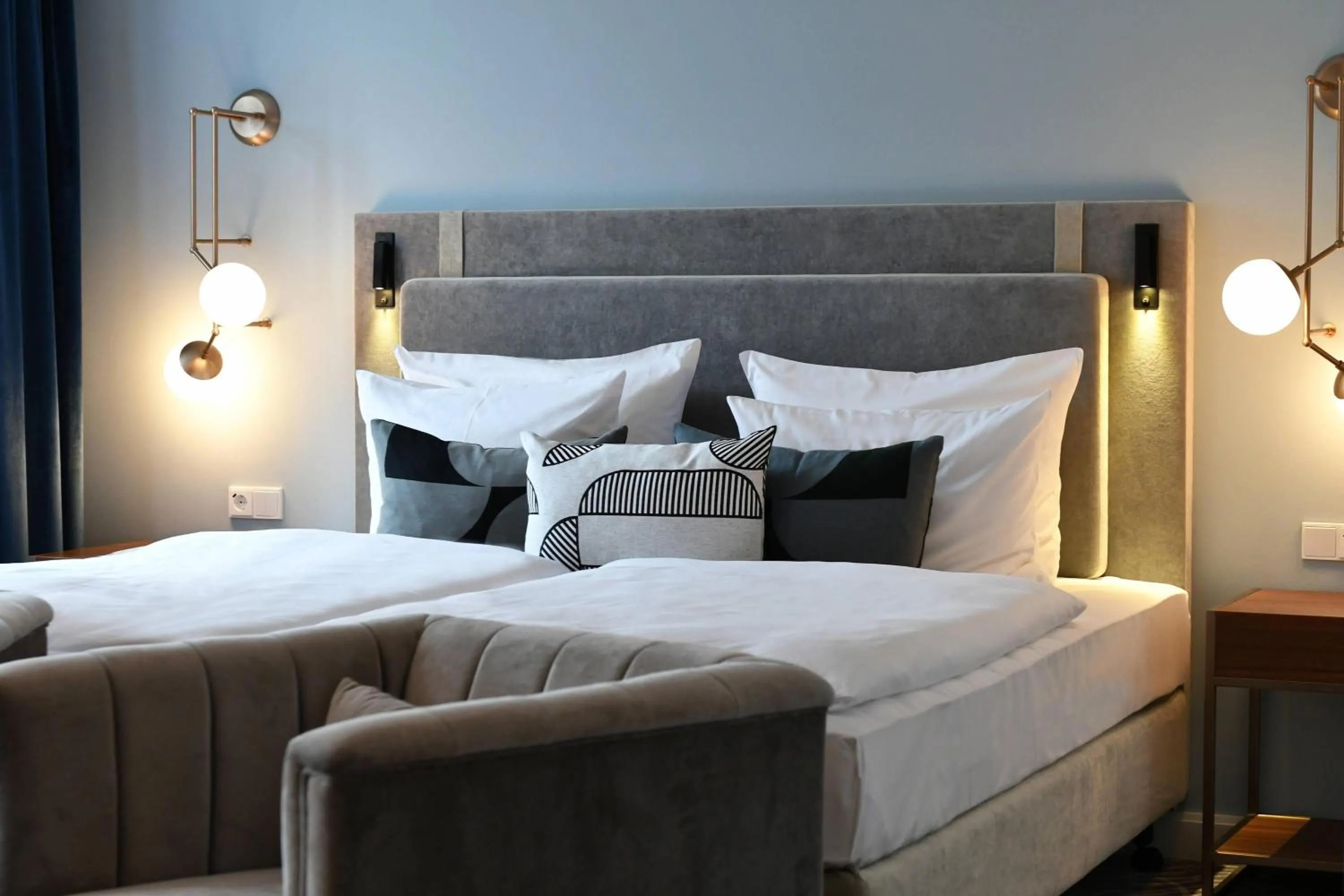 Grand Deluxe Double Room - single occupancy in Hotel Elephant Weimar, Autograph Collection