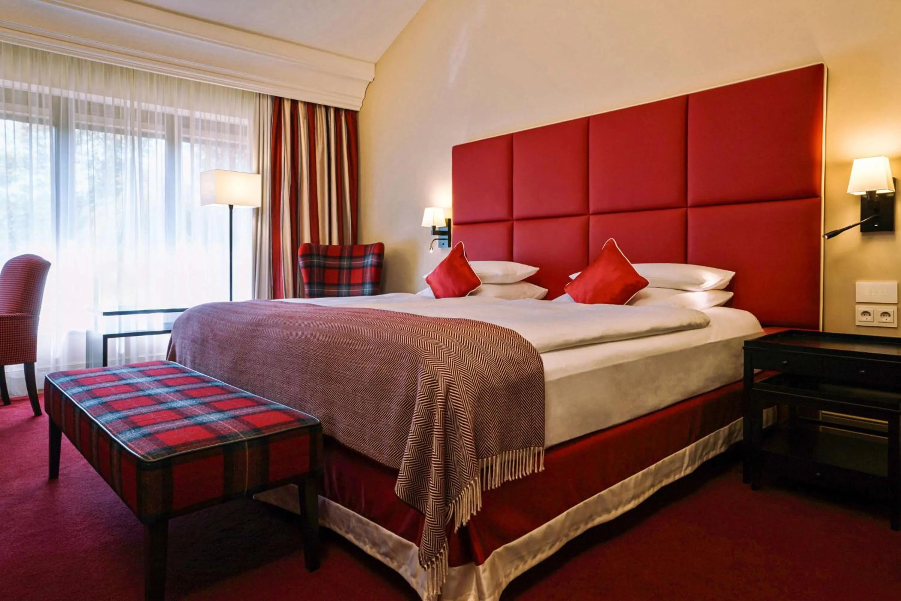 Deluxe King Room with Park View in Hilton Frankfurt Gravenbruch