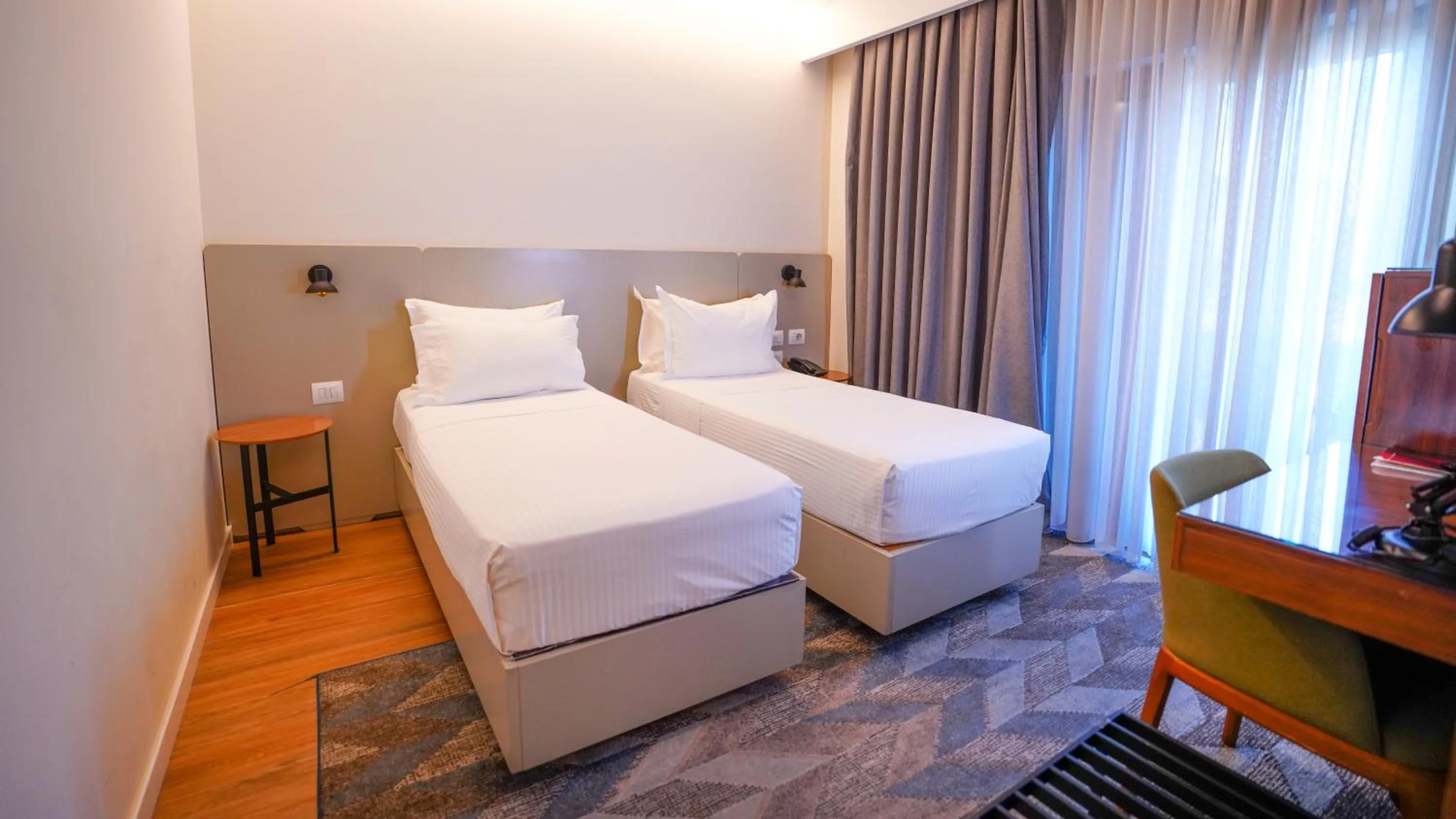 Standard Twin Room in Hotel Theatro- City Center