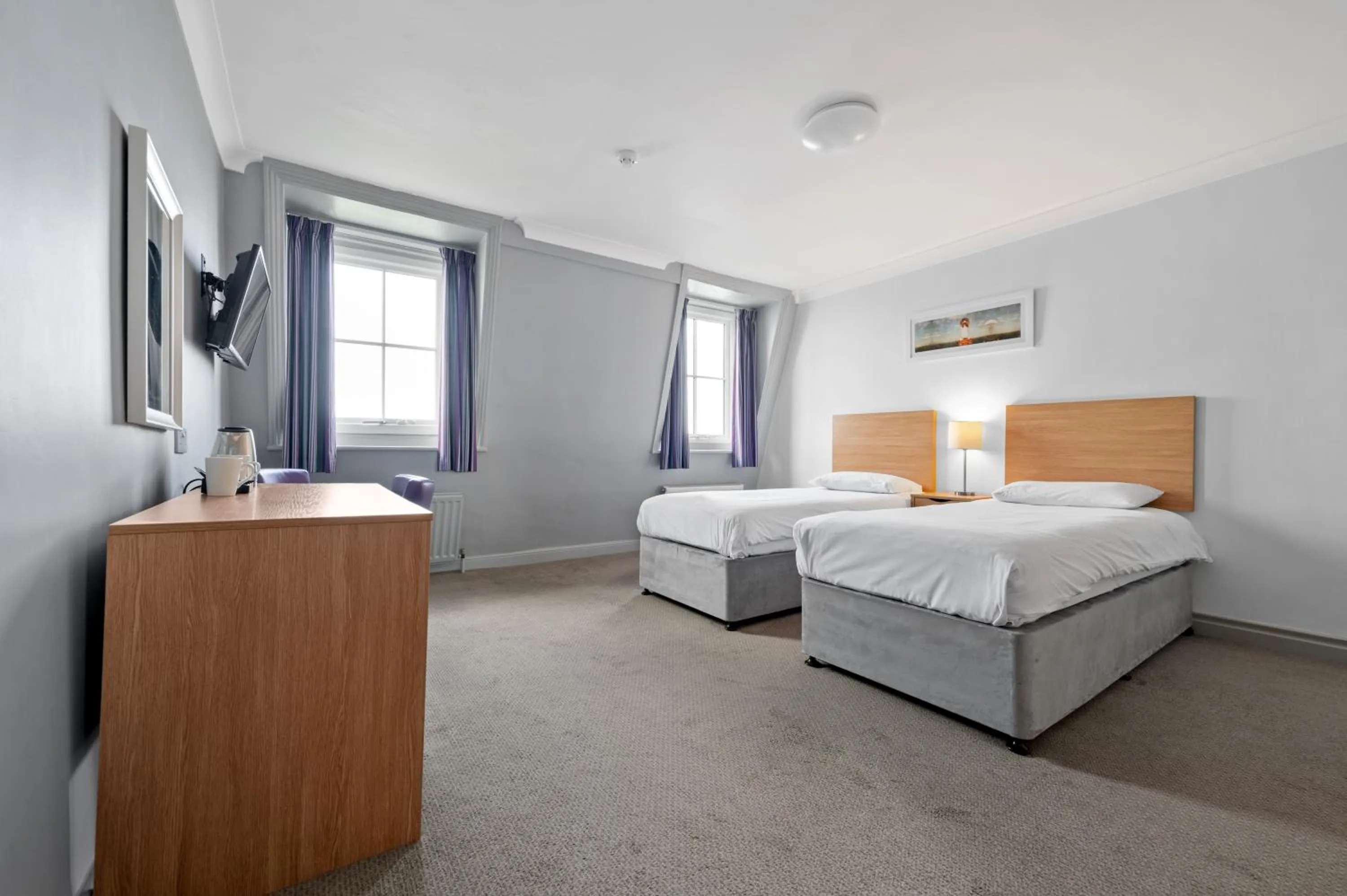 Standard Twin Room with Sea View in Royal Whitby