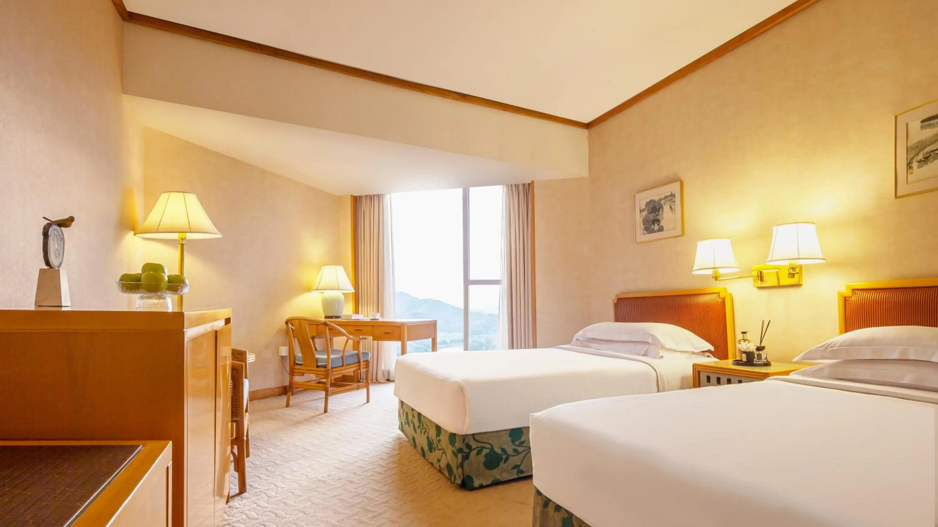 Twin Room in Felicity Hotel Shenzhen, Luohu Railway Station