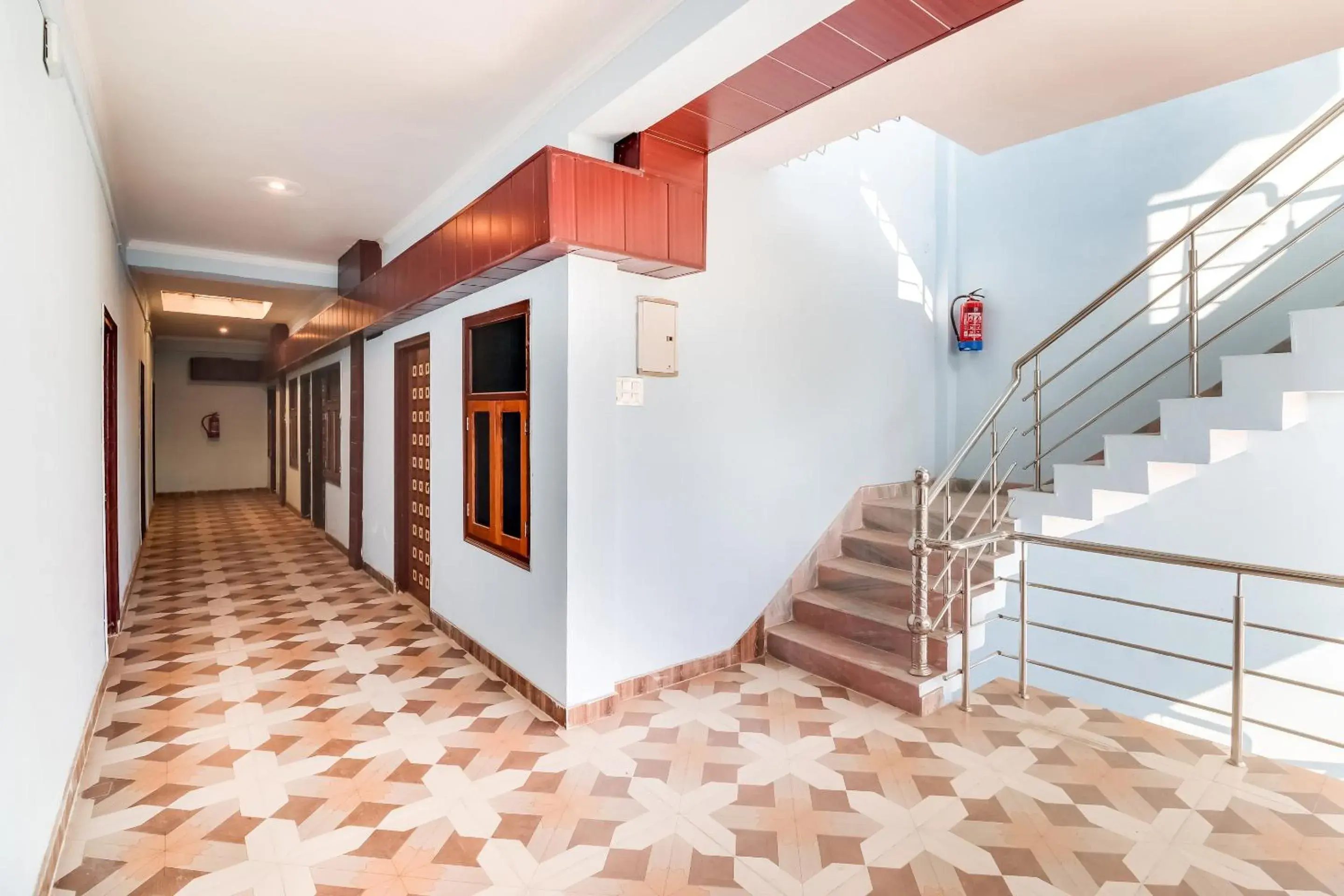 Hotel O The Velvet Chinhat Tiraha Hotel O The Velvet Chinhat Tiraha