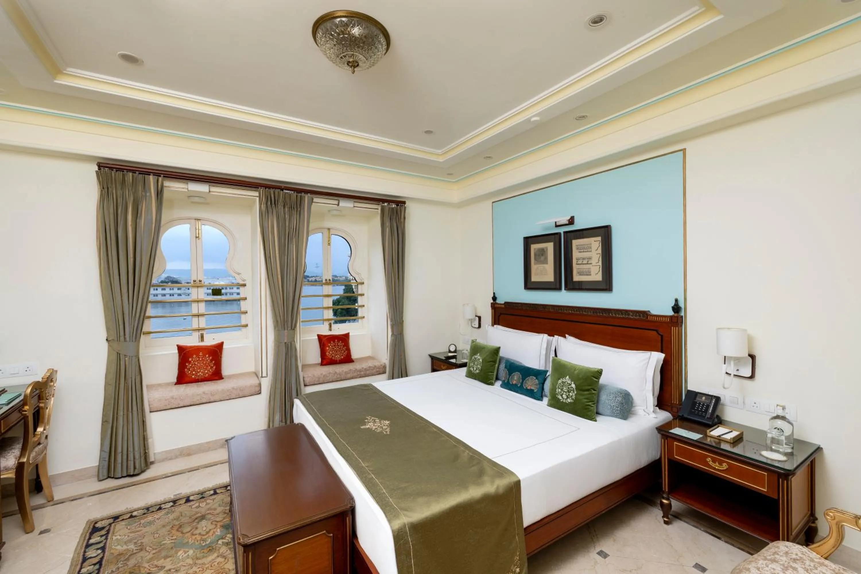 Palace Room Lake View - single occupancy in Taj Fateh Prakash Palace Udaipur