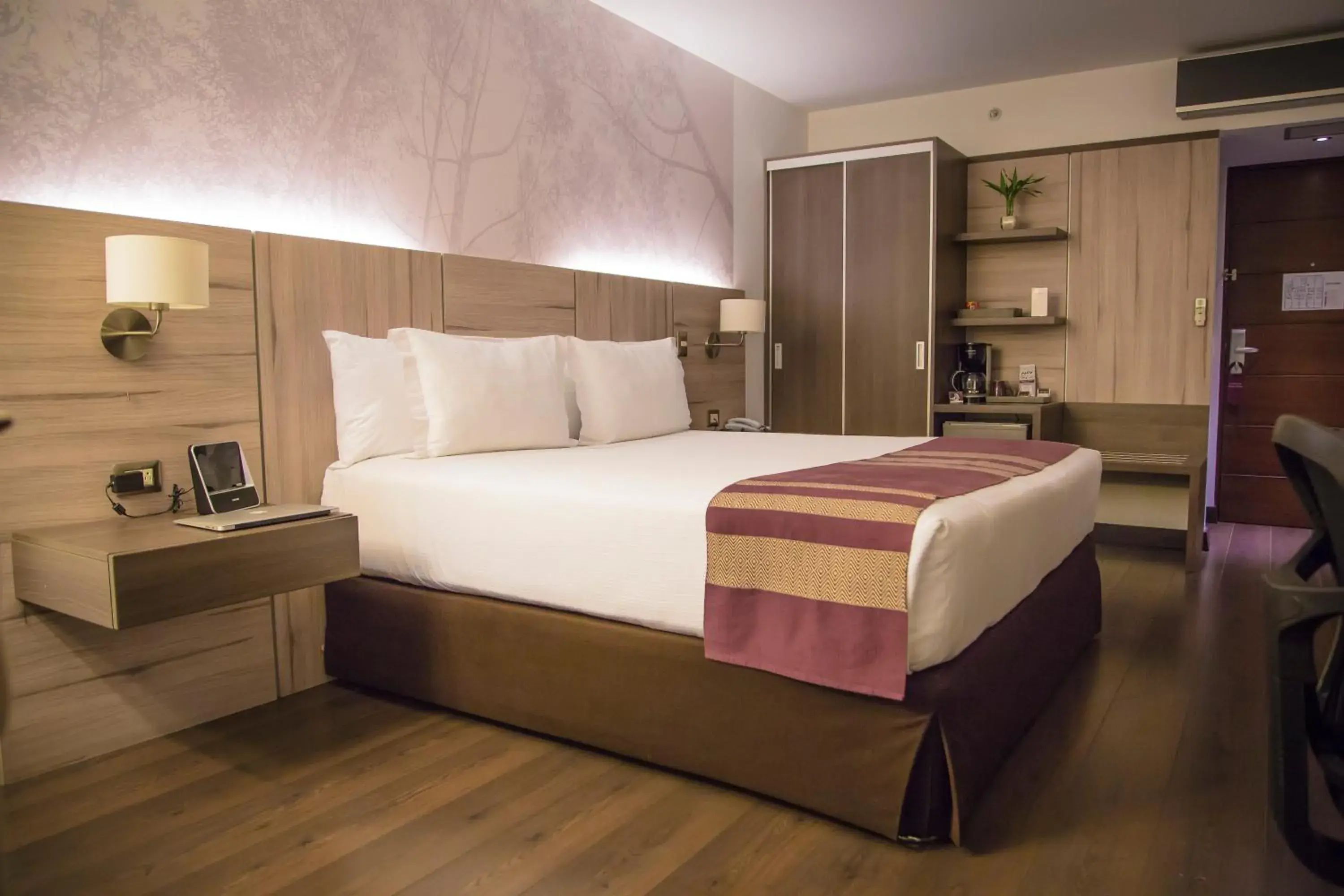 Aku Hotels Aku Hotels