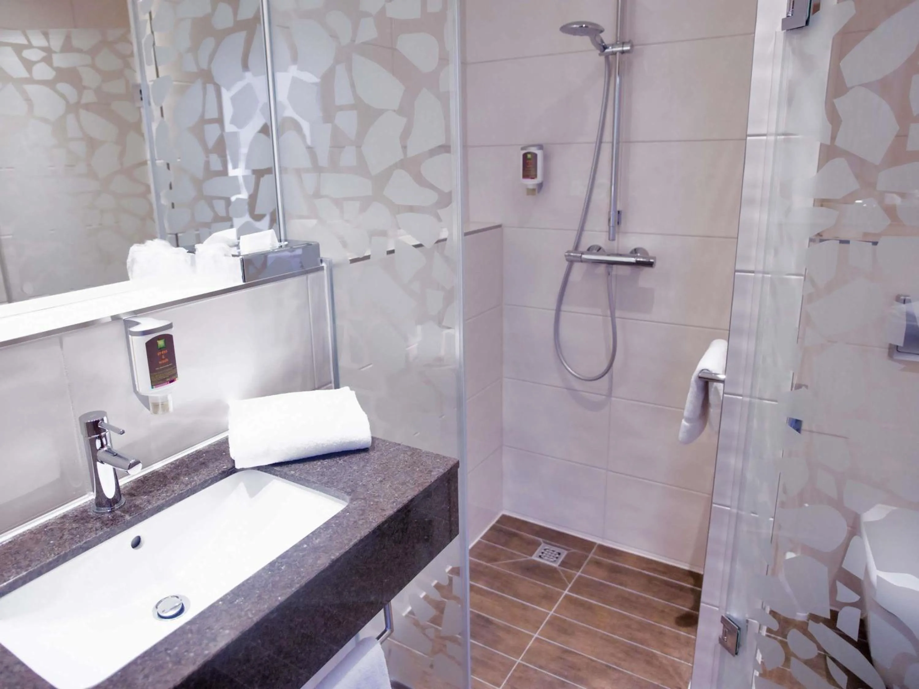 Standard Room with Double Bed in ibis Styles Leipzig