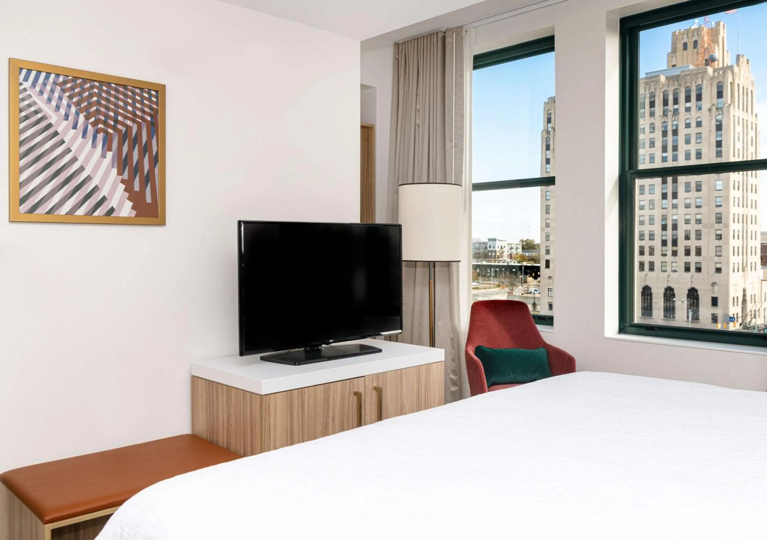 King Room in Hilton Garden Inn Flint Downtown