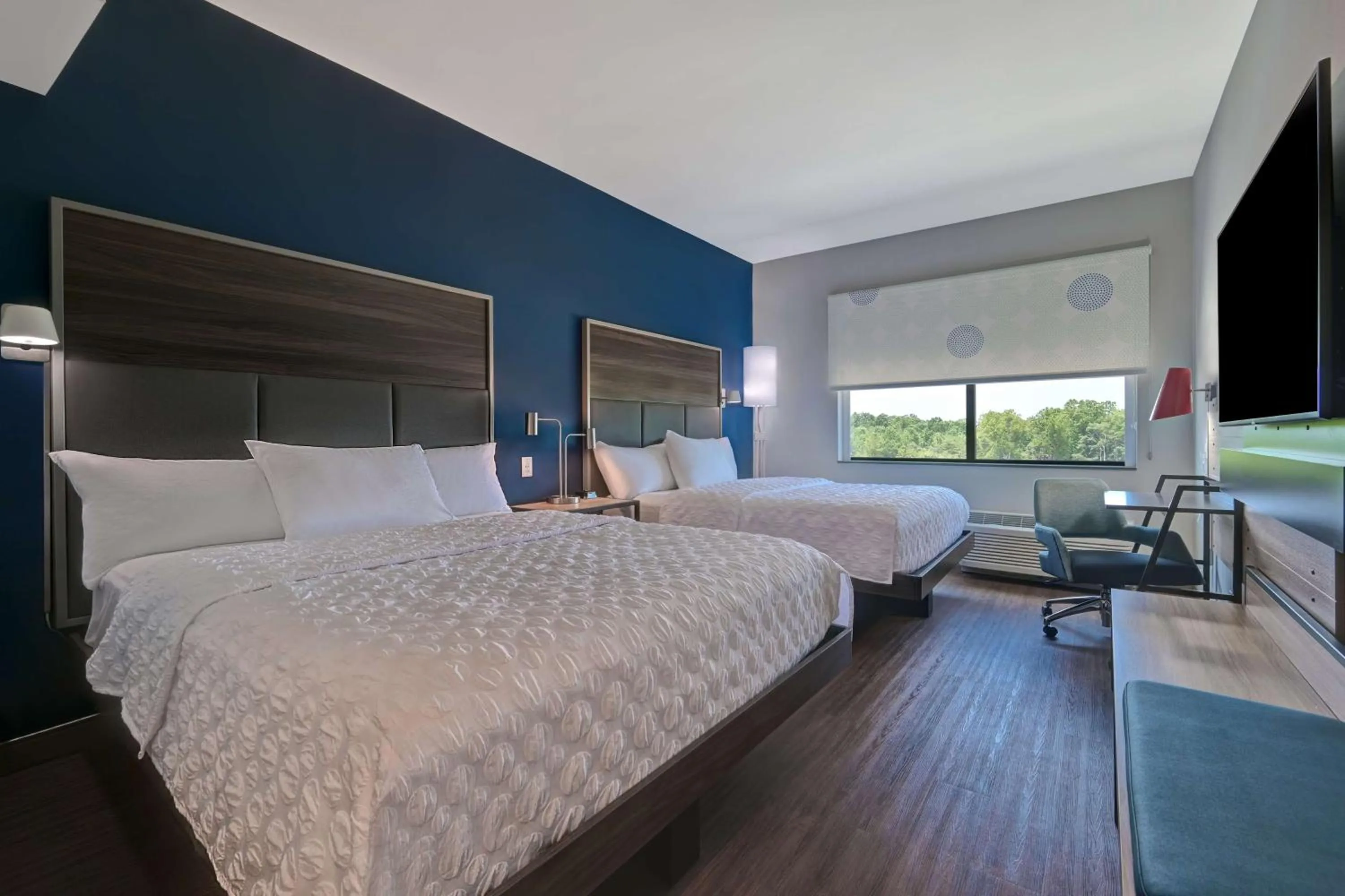 Queen Room with Two Queen Beds in Tru By Hilton Mooresville