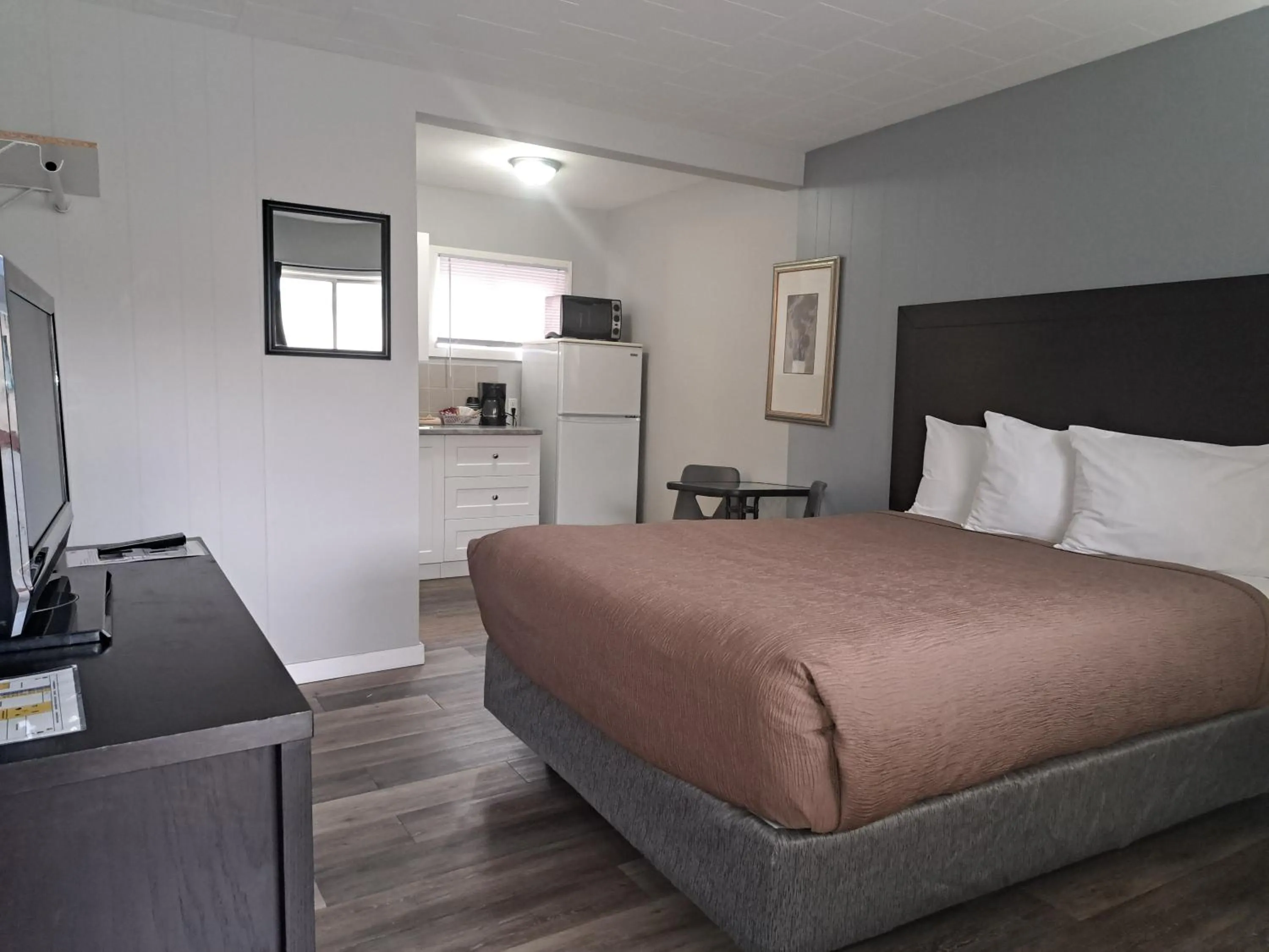 Queen Studio in Richter Pass Beach Resort