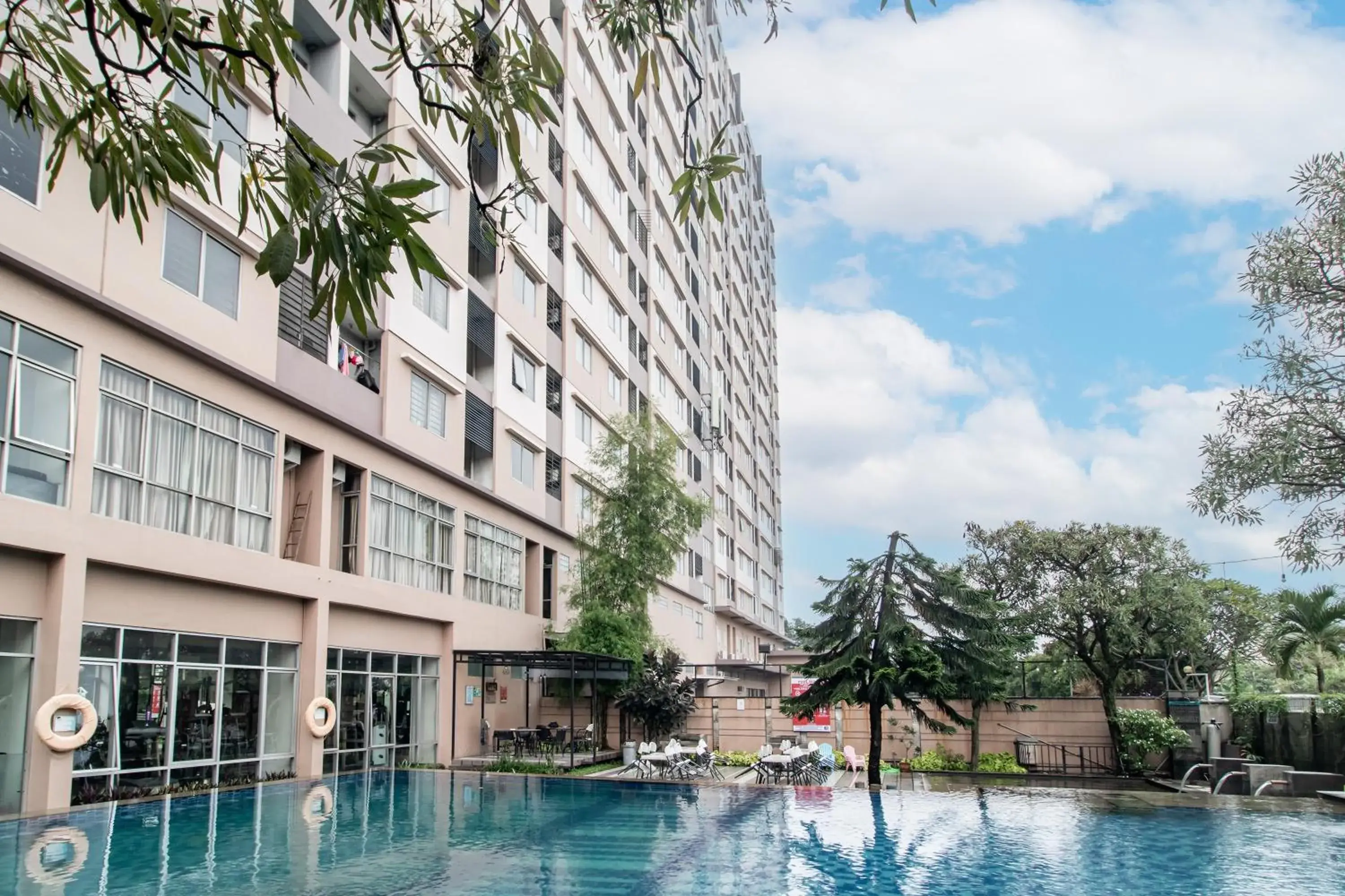 The Edge by Lia The Edge by Lia