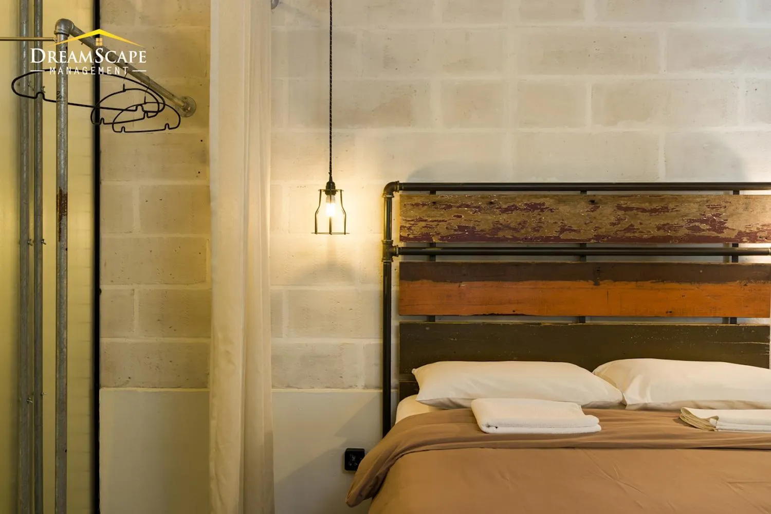 Deluxe Family Room in Belakang KongHeng By DreamScape