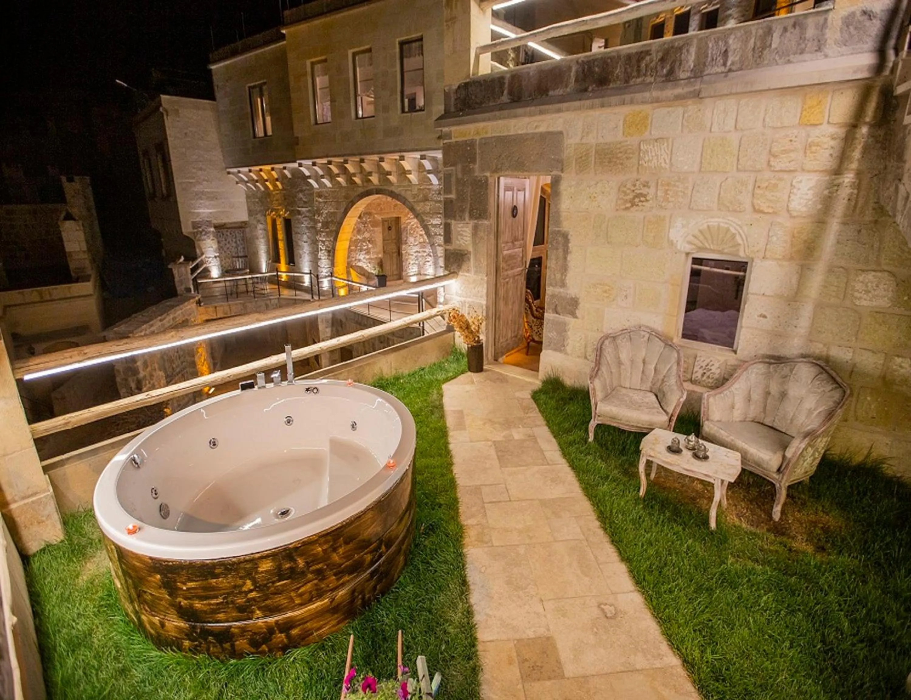 King Suite with Balcony in Karlık Cave Suite Cappadocia