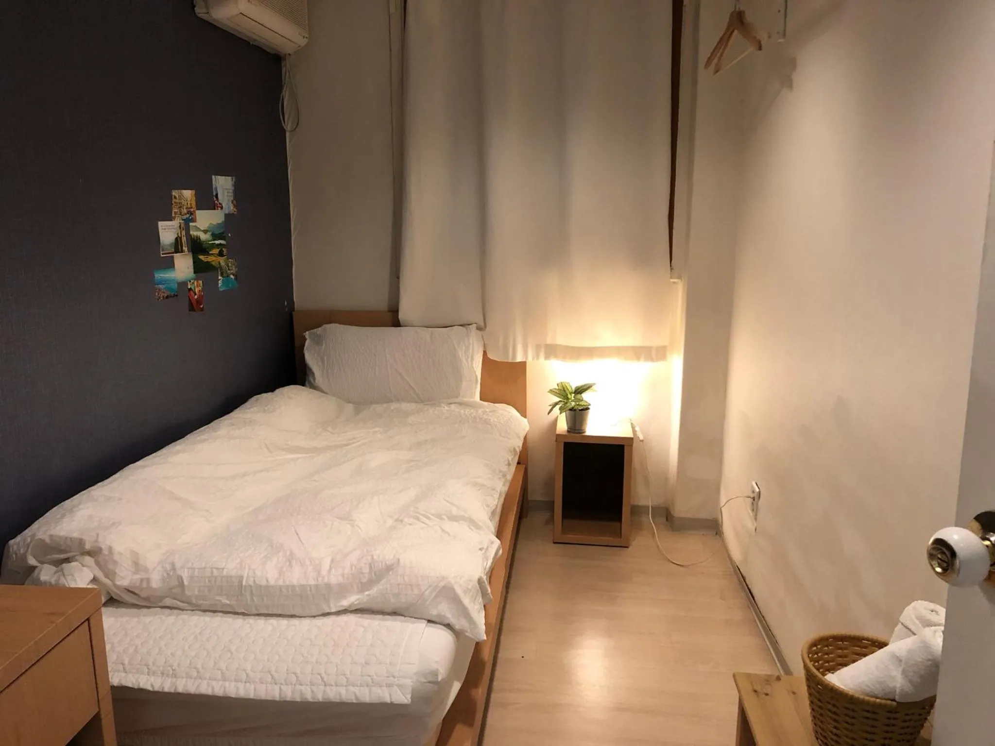 Single Room in Chris Hostel