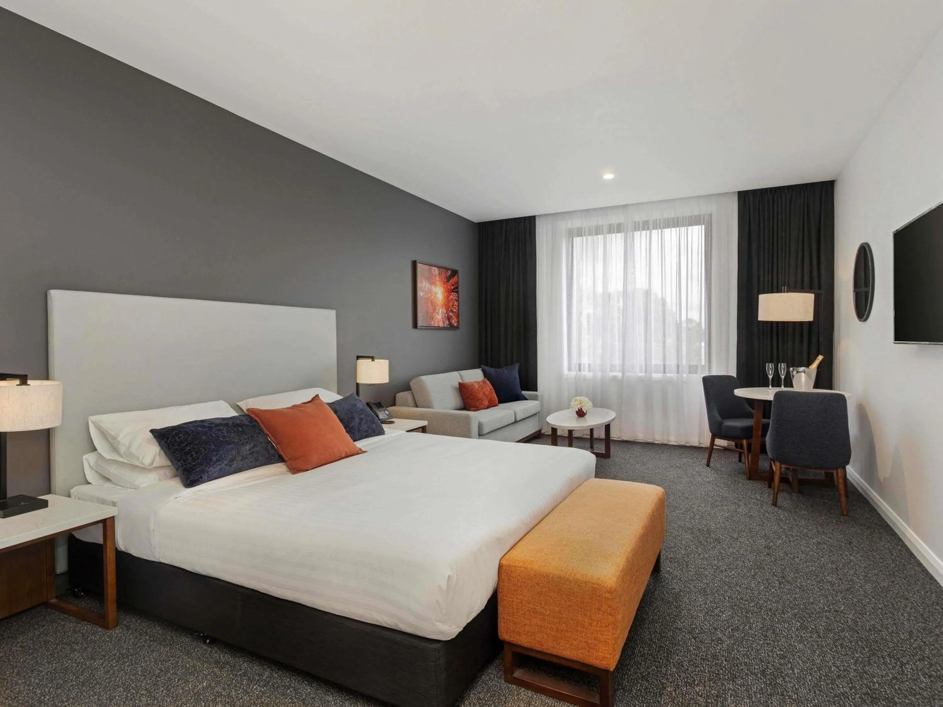 Standard King Room in Mantra Traralgon