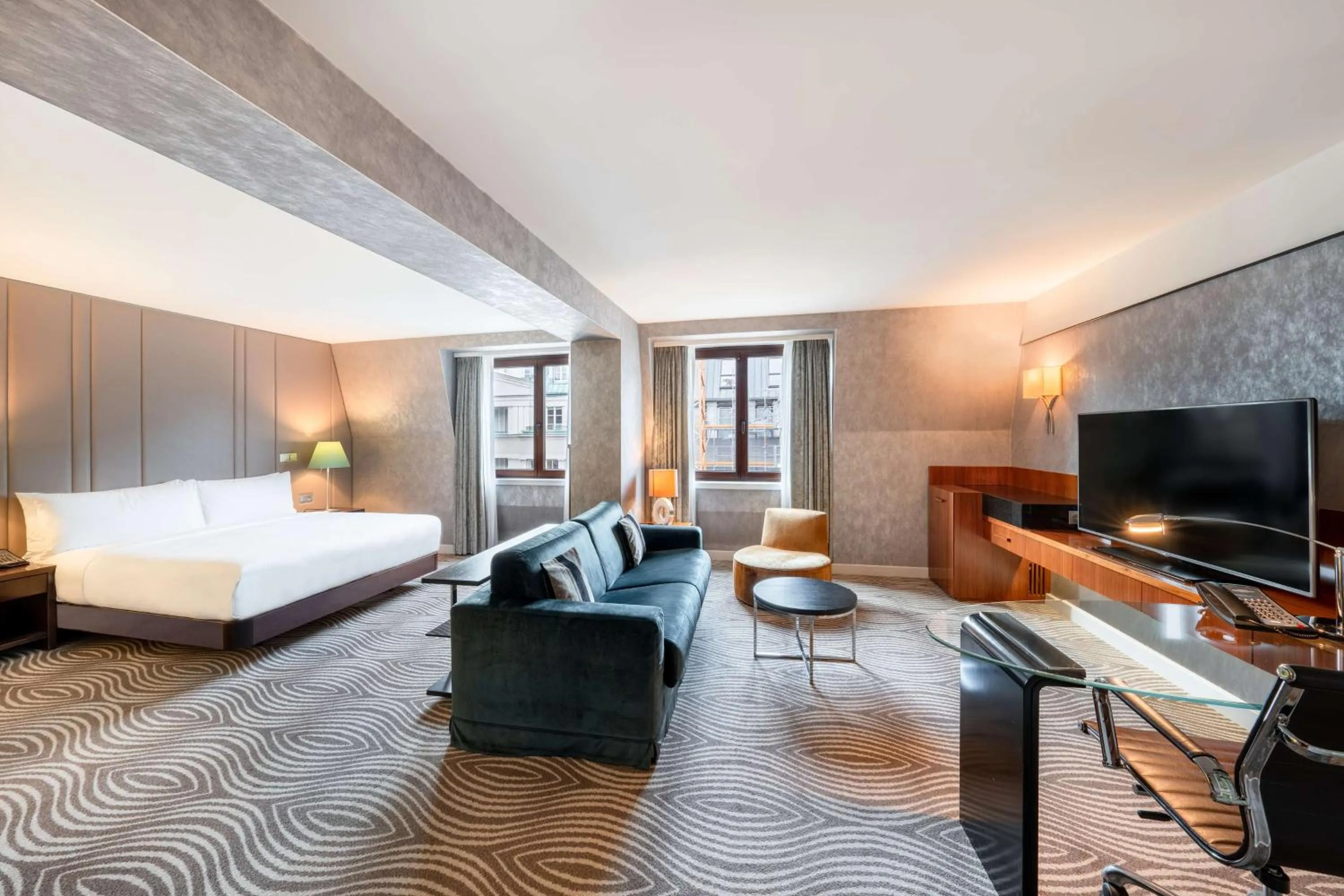 Deluxe King Room in Hilton Berlin