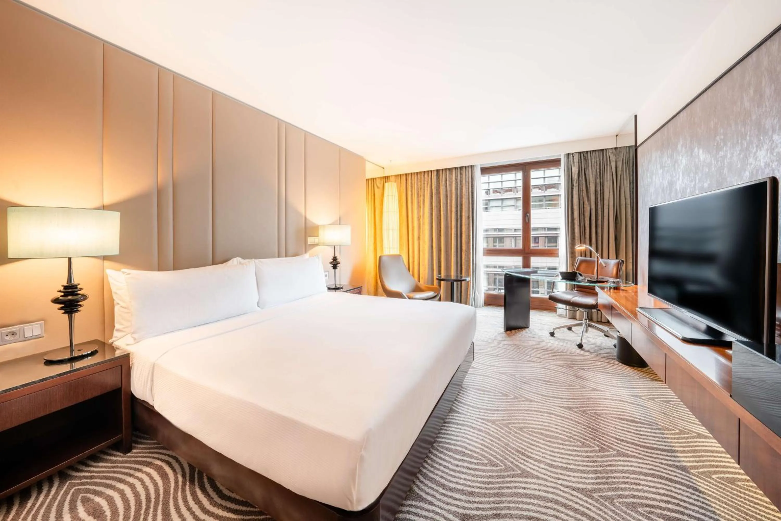 Executive King Room - Lounge Access in Hilton Berlin