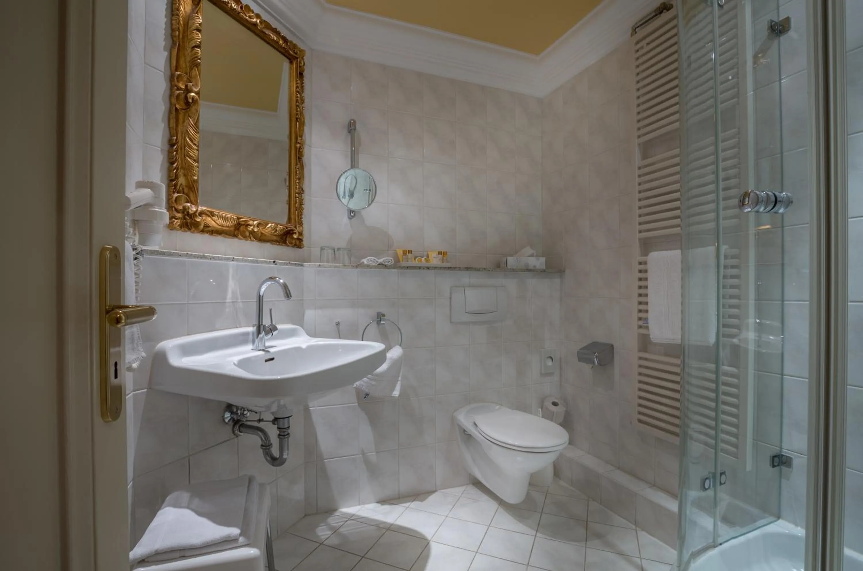 Classic Single Room in Atlantic Parkhotel