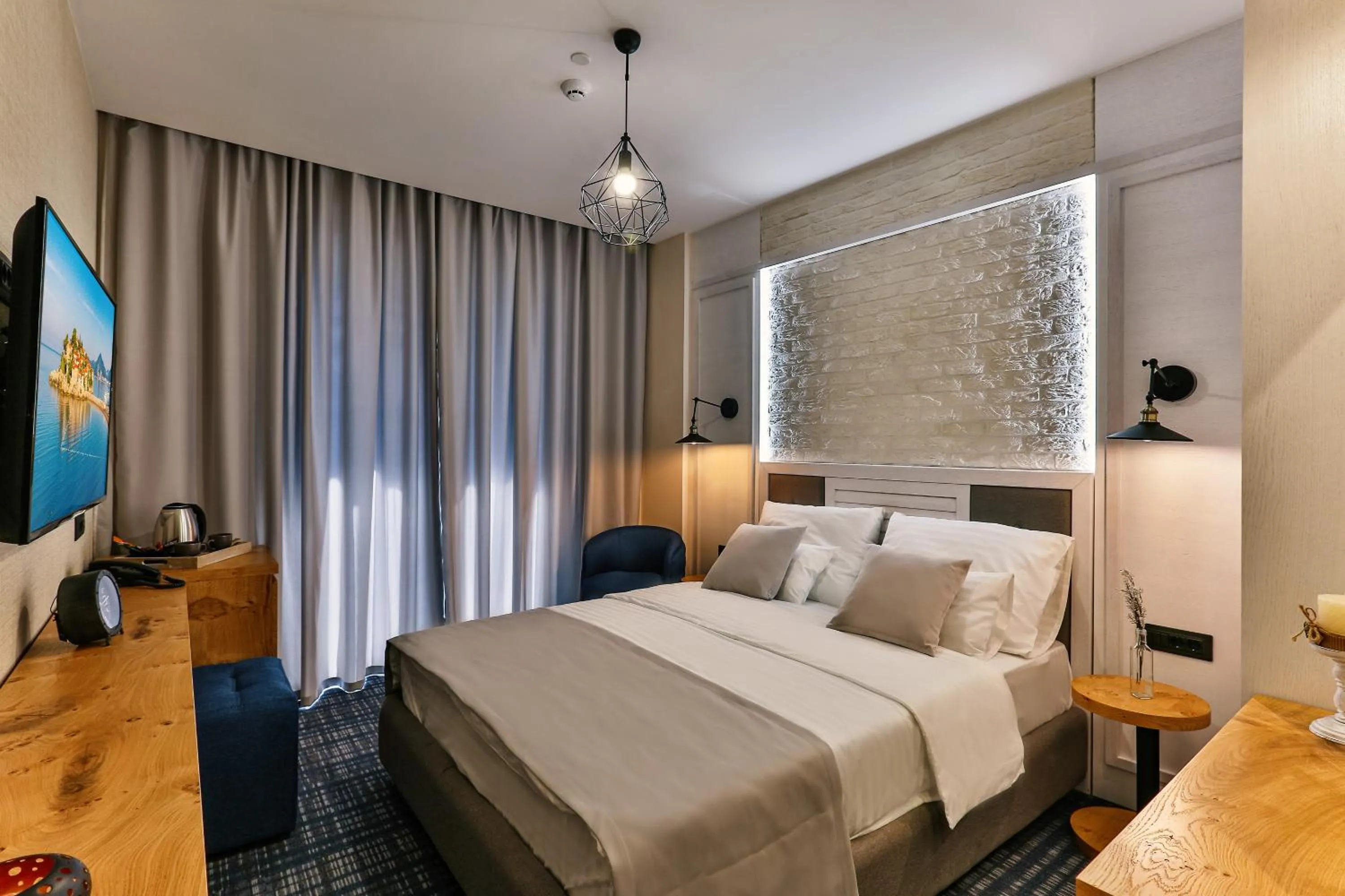 Standard Double Room - single occupancy in Boutique Hotel Tate By Aycon