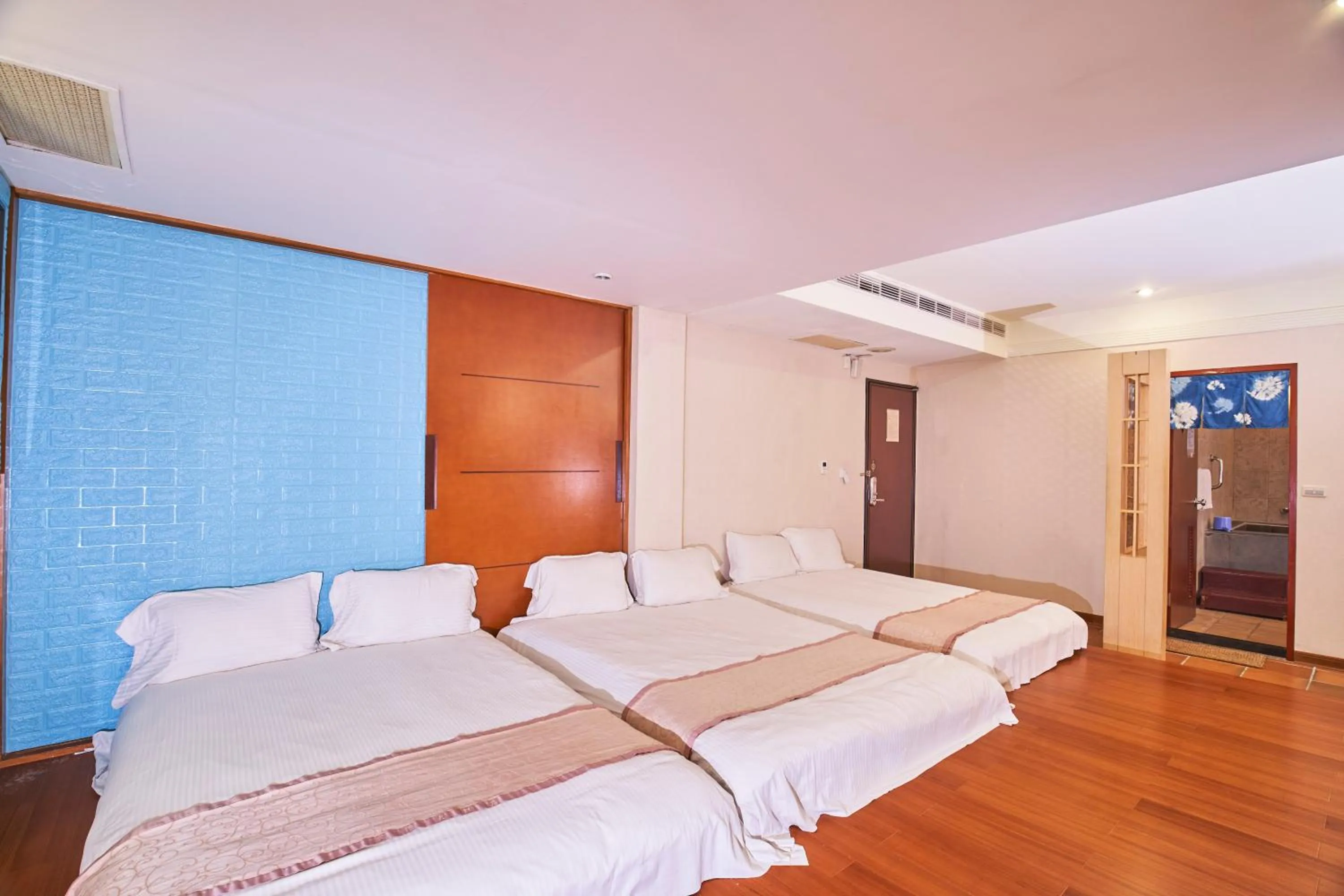 Japanese-Style Room in Tian Long Hotel