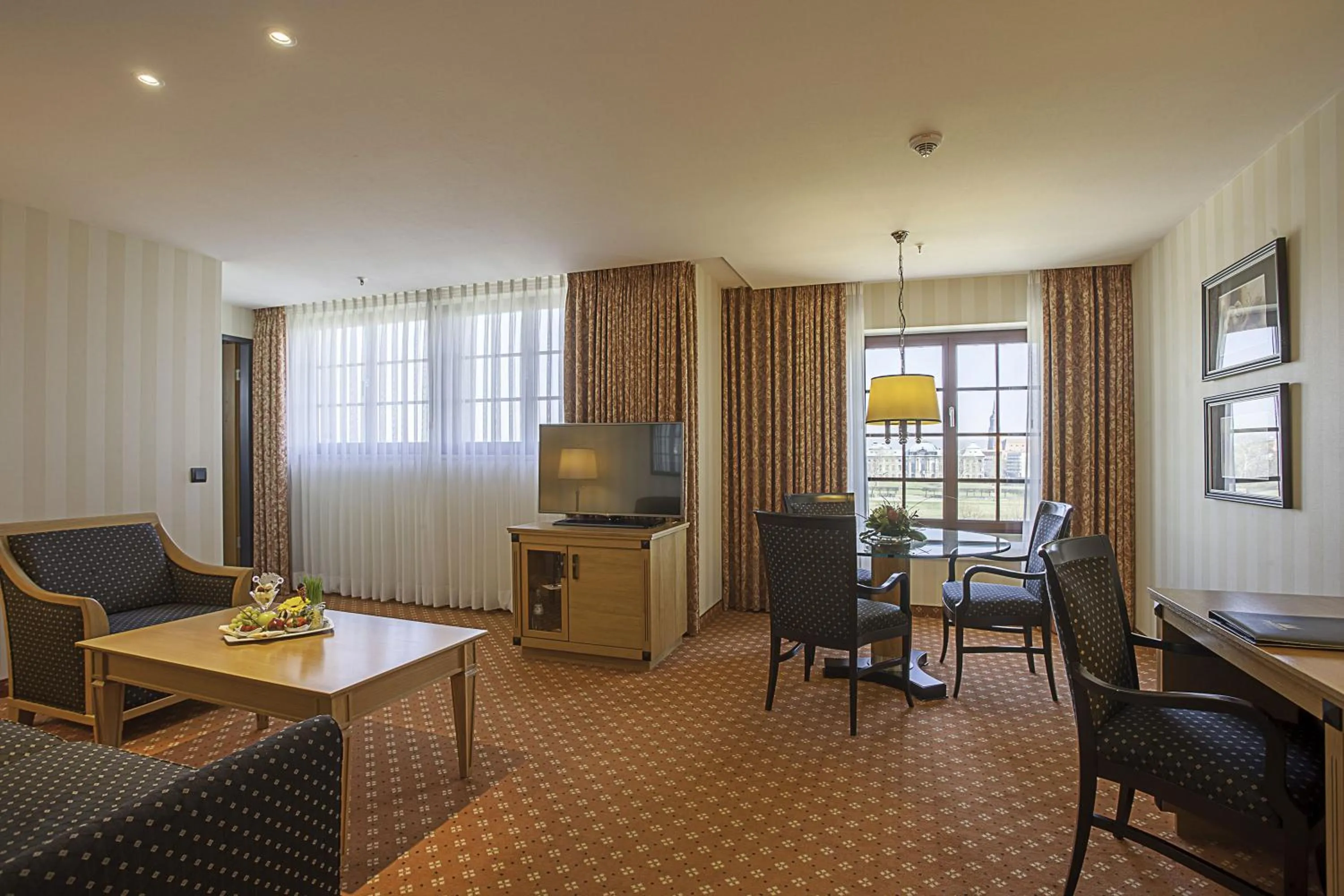 Family Suite in Maritim Hotel Dresden