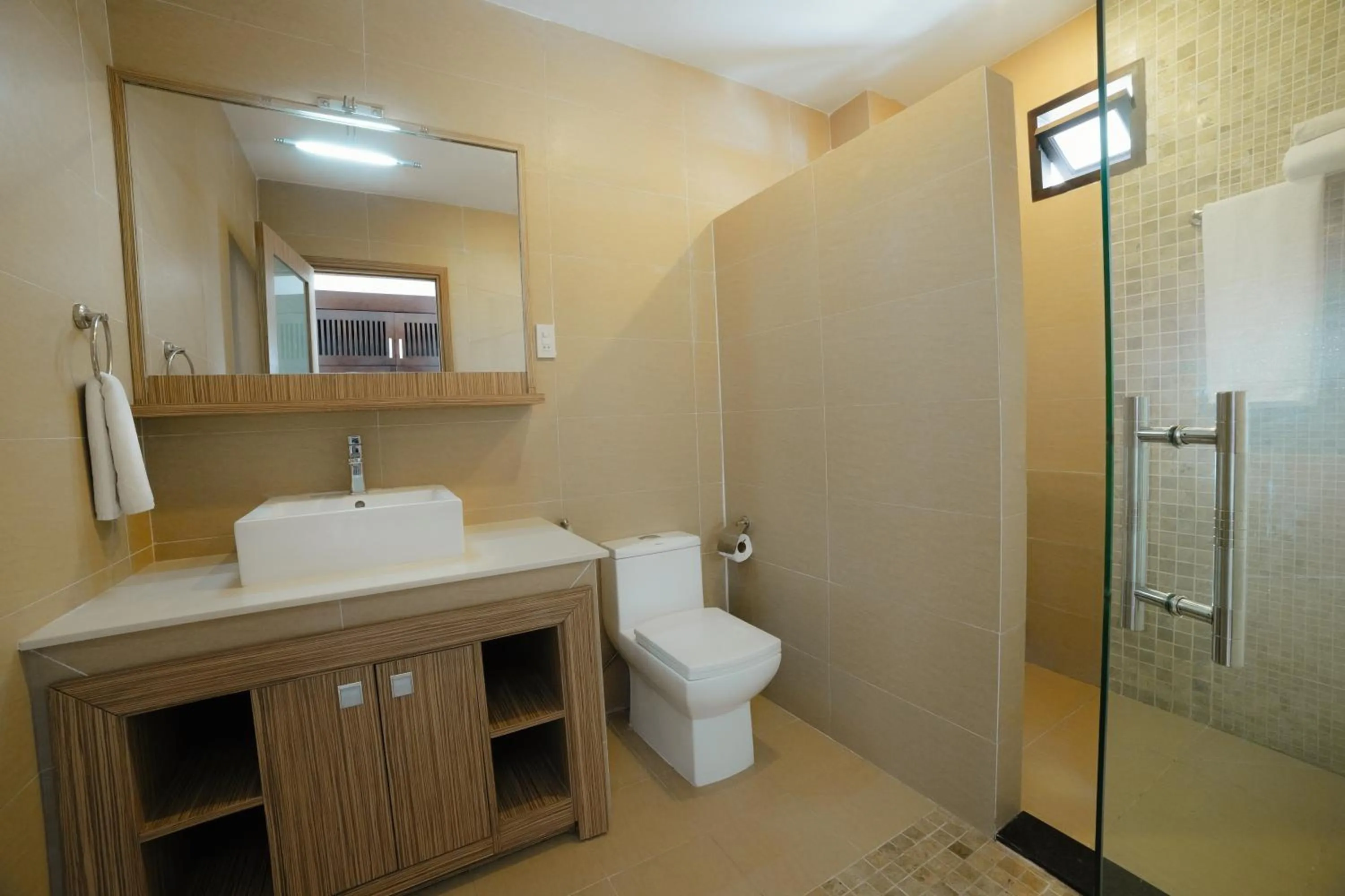 Superior Double Room with Sea View in Surf4You Residence