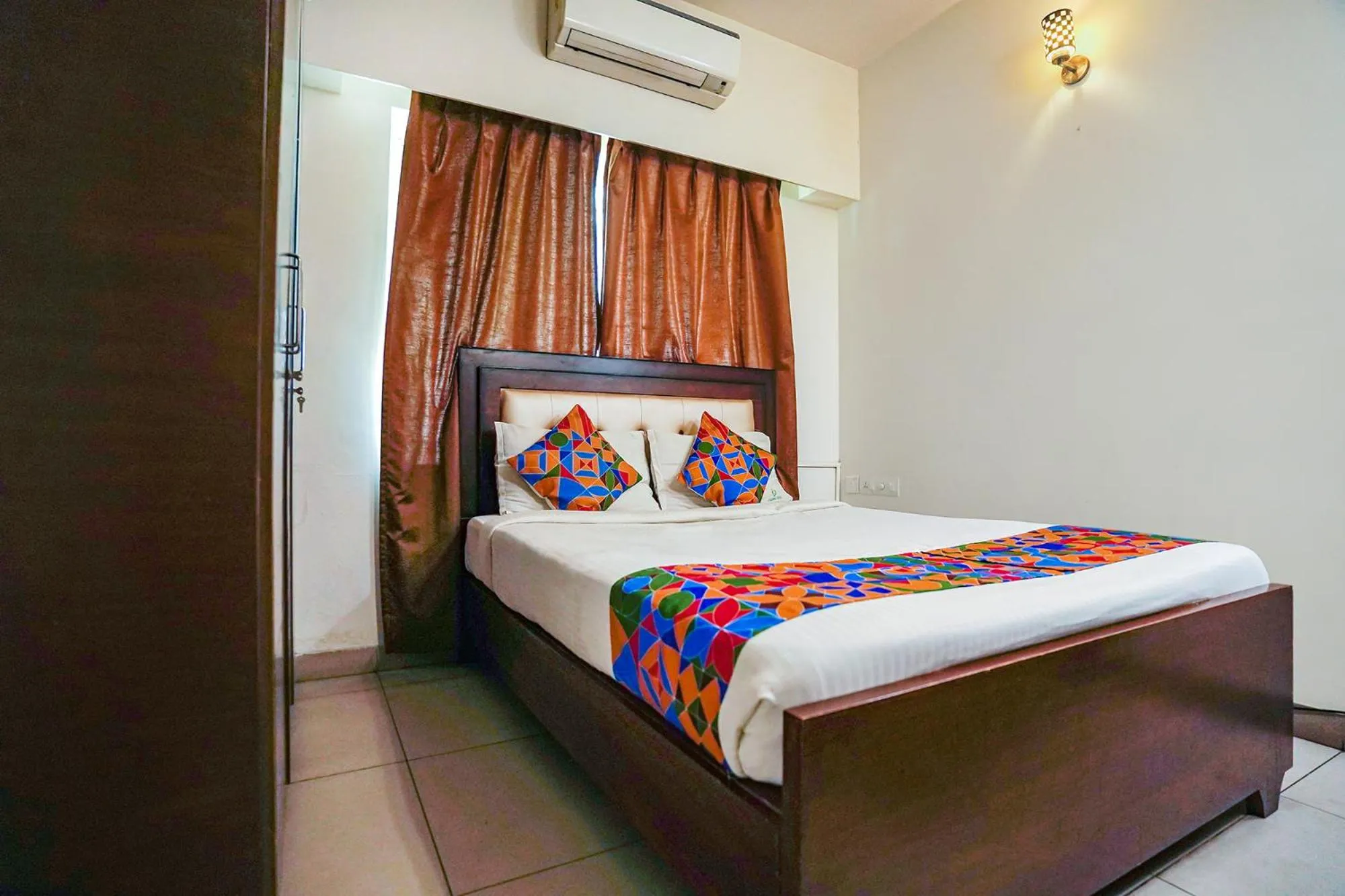 Deluxe Room - single occupancy in FabHotel Home Tree Service Apartment - Nr Anna Tower