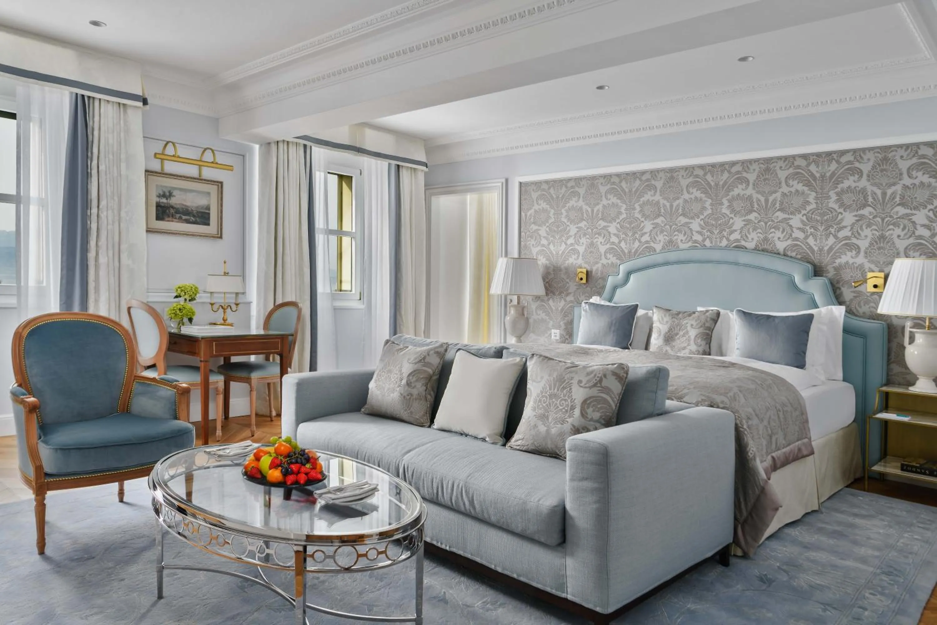 Deluxe Double Room with Lake View in Beau-Rivage Palace