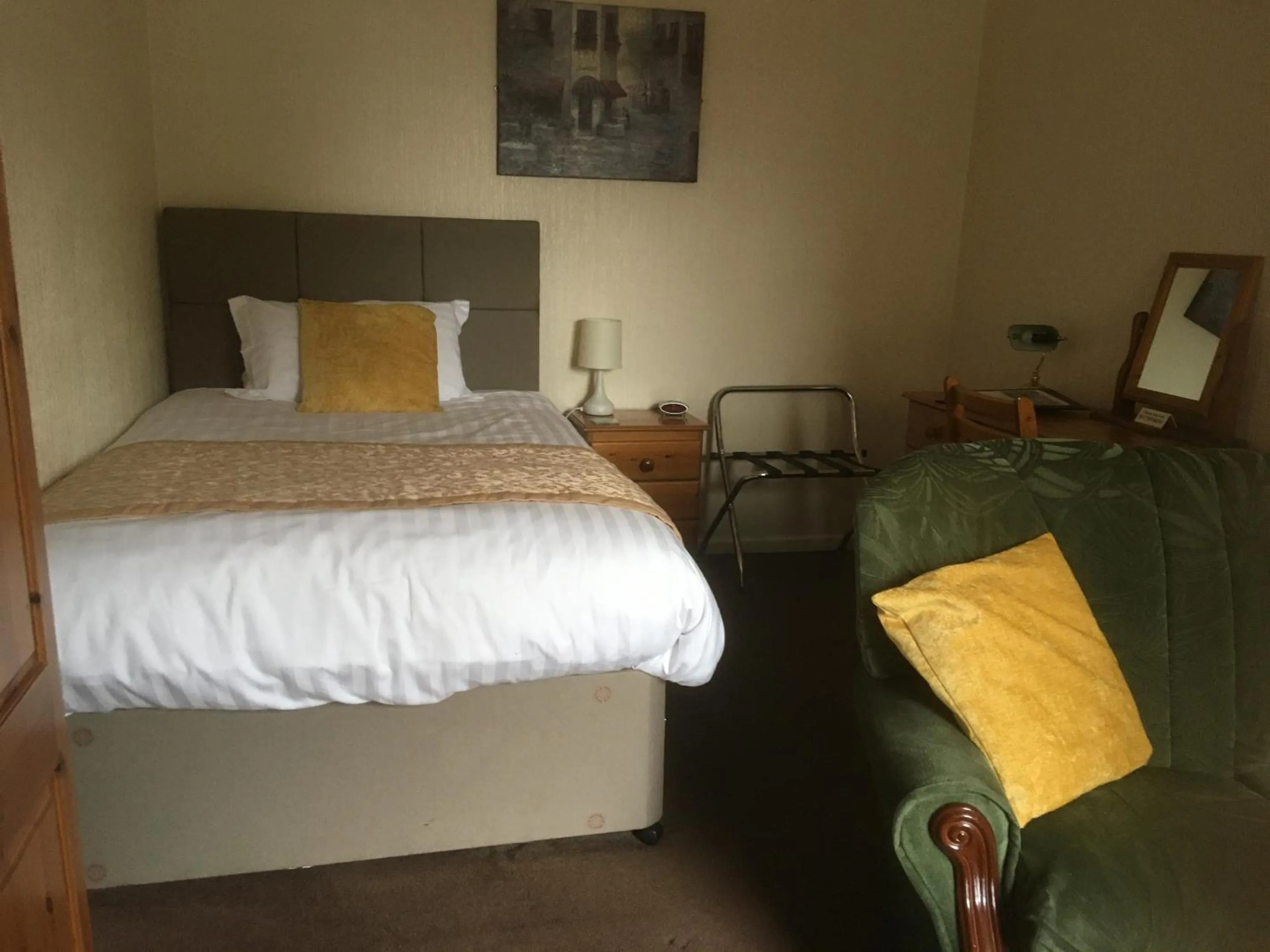 Superior Single Room - single occupancy in Grove House Guest House