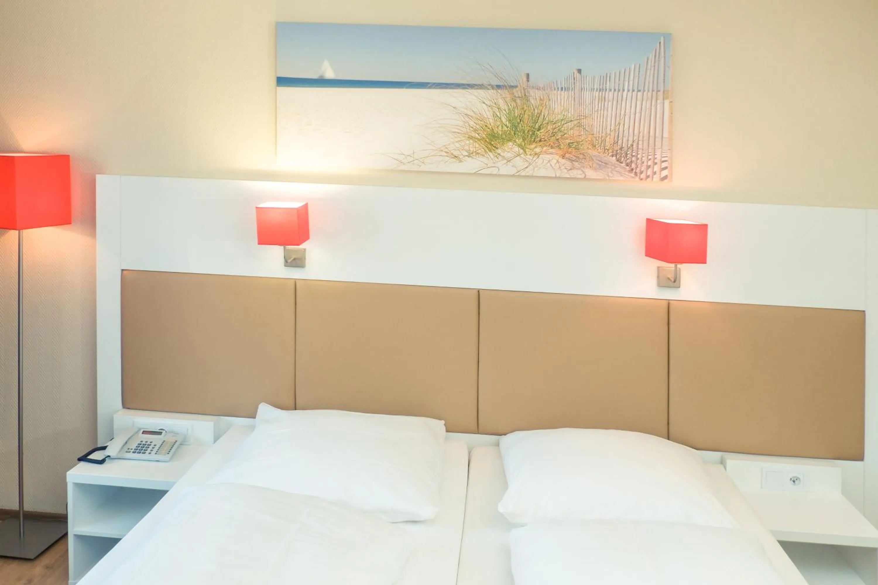 Standard Twin Room in Hotel Stuttgart Sindelfingen City by Tulip Inn