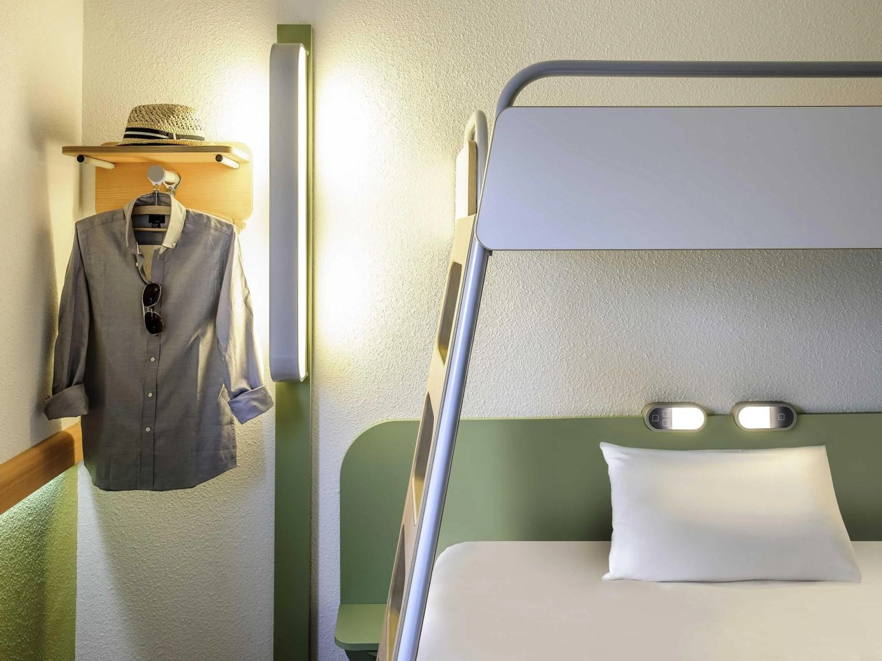 Triple Room in ibis Budget Gennevilliers Asnieres