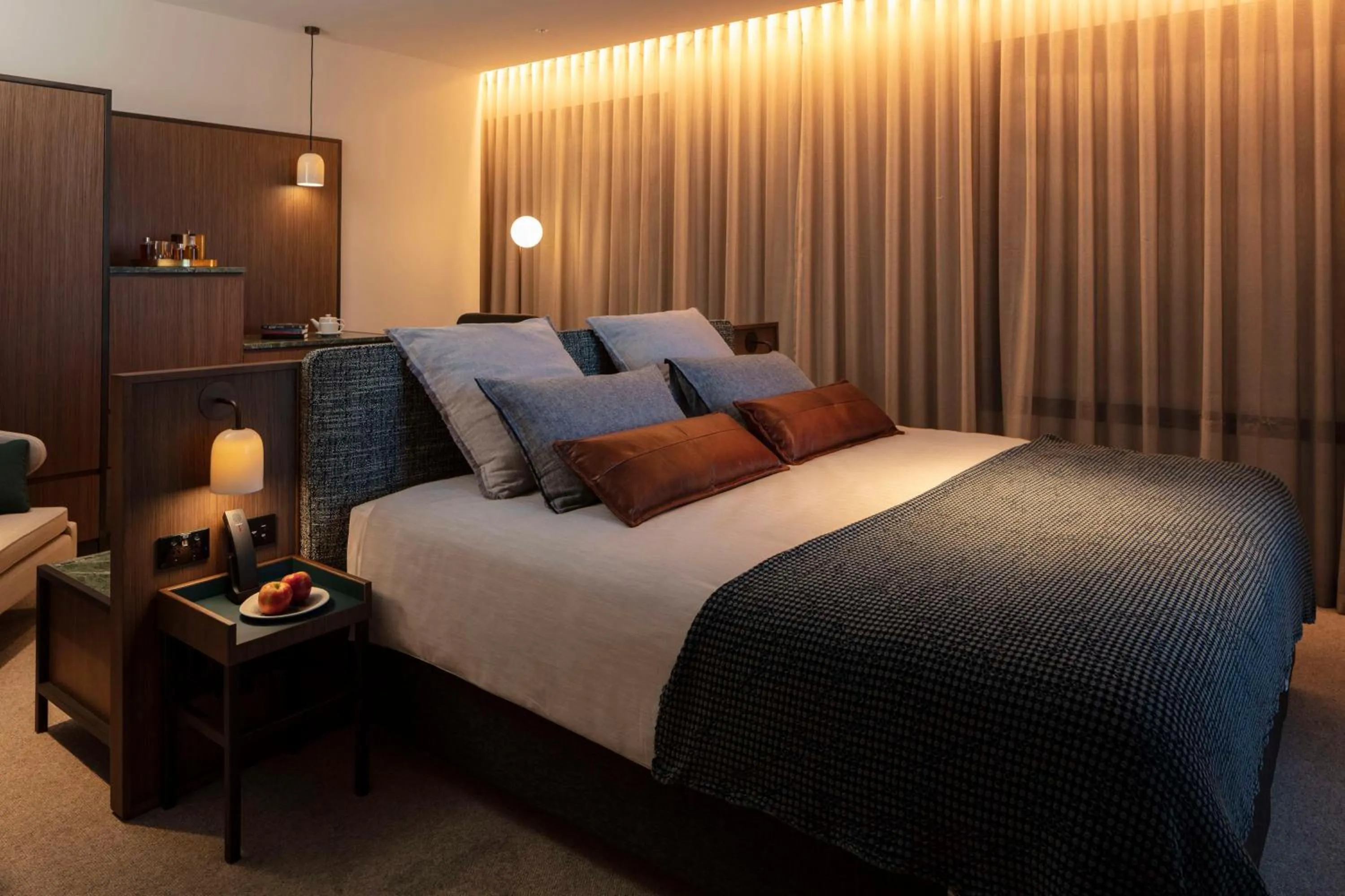 Executive Club King Room in Next Hotel Melbourne, Curio Collection by Hilton