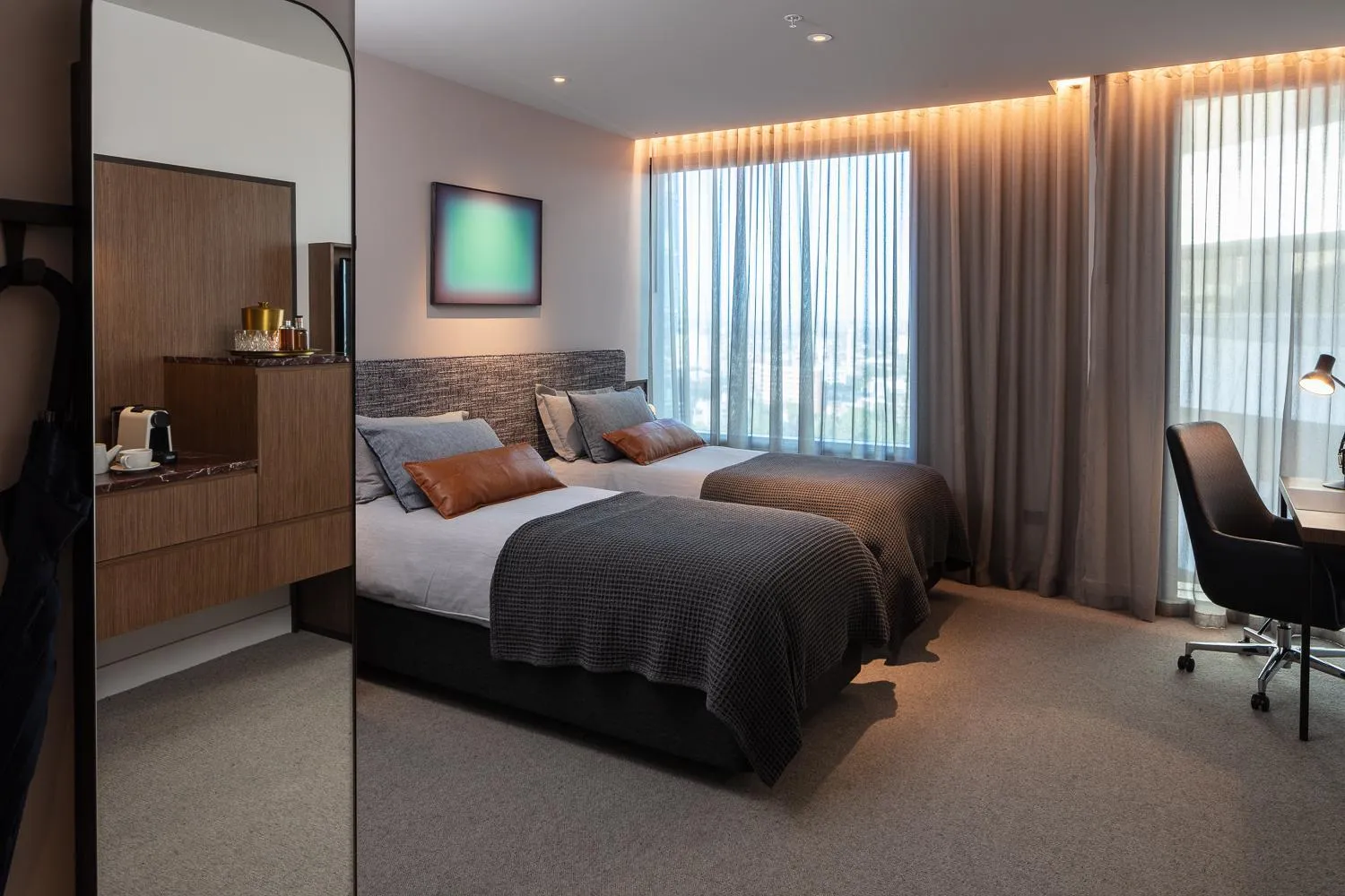 Deluxe Twin Room in Next Hotel Melbourne, Curio Collection by Hilton