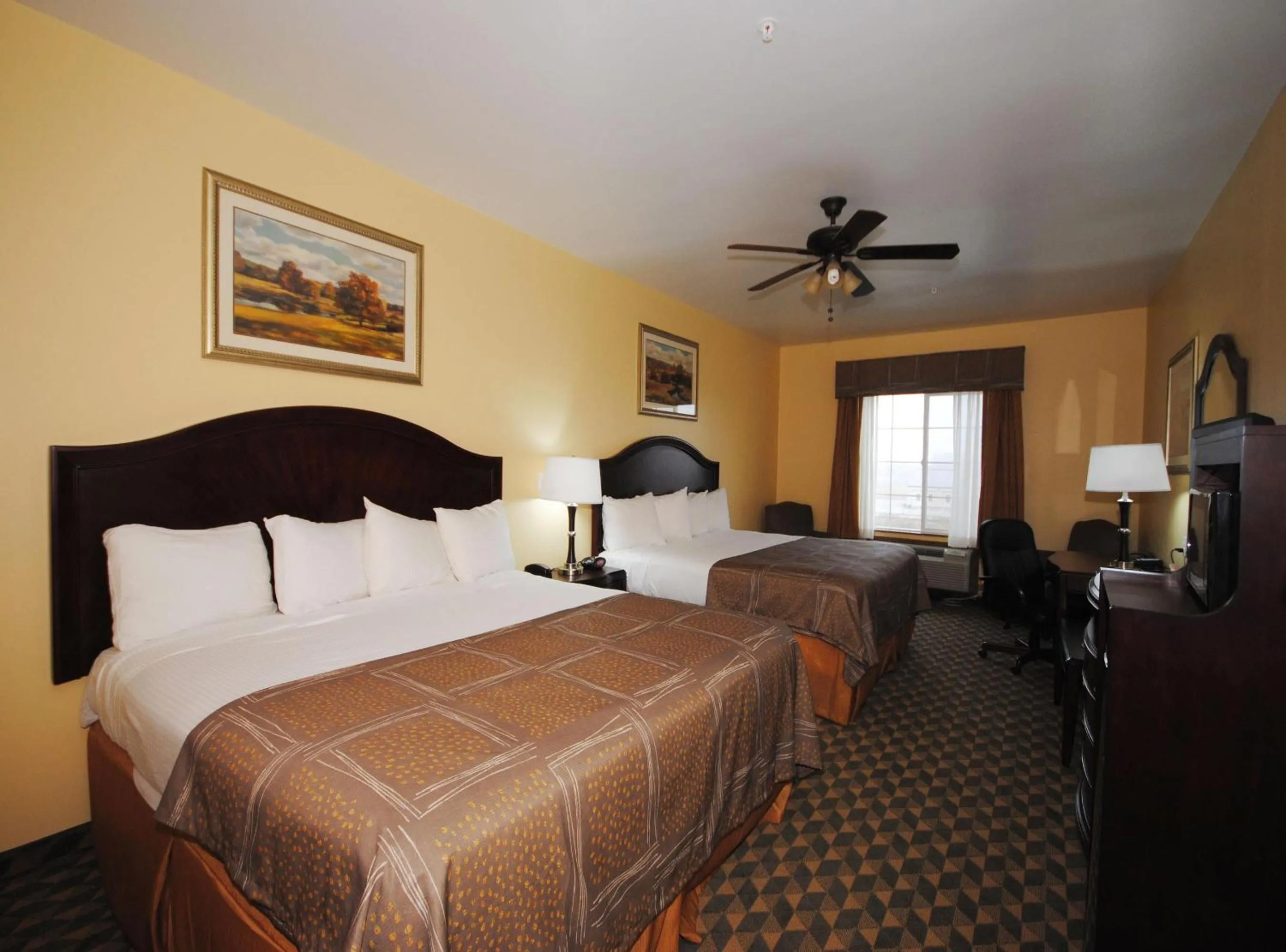 King Room with Two King Beds - Non-Smoking in Best Western Plus Manvel Inn & Suites