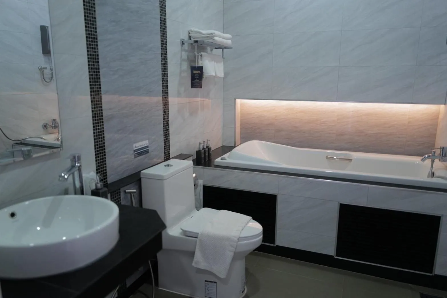 Deluxe Double Room with Jacuzzi in Phutara Resort and Spa