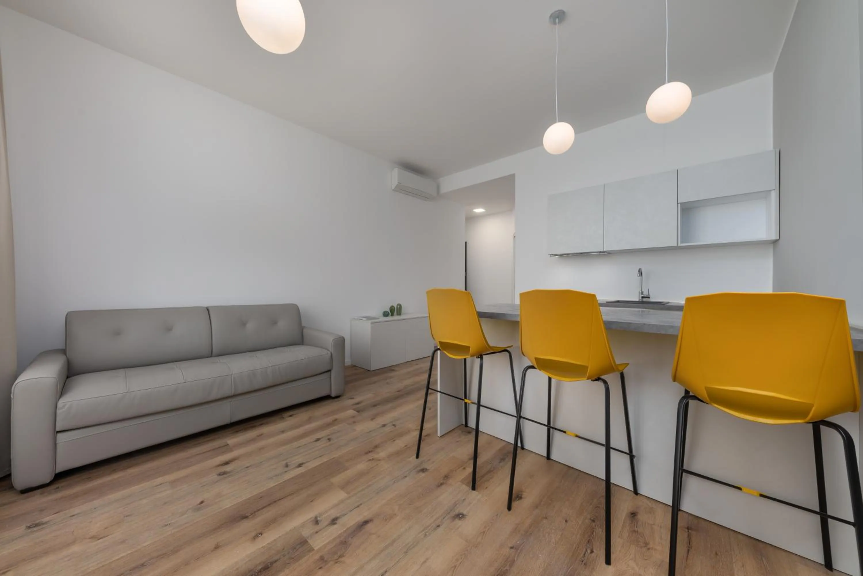 Two-Bedroom Apartment in Casa da Suite Mirabello