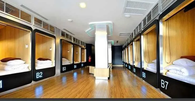 Private Capsule Female with Television and free Wi-Fi in MyBed Ratchada