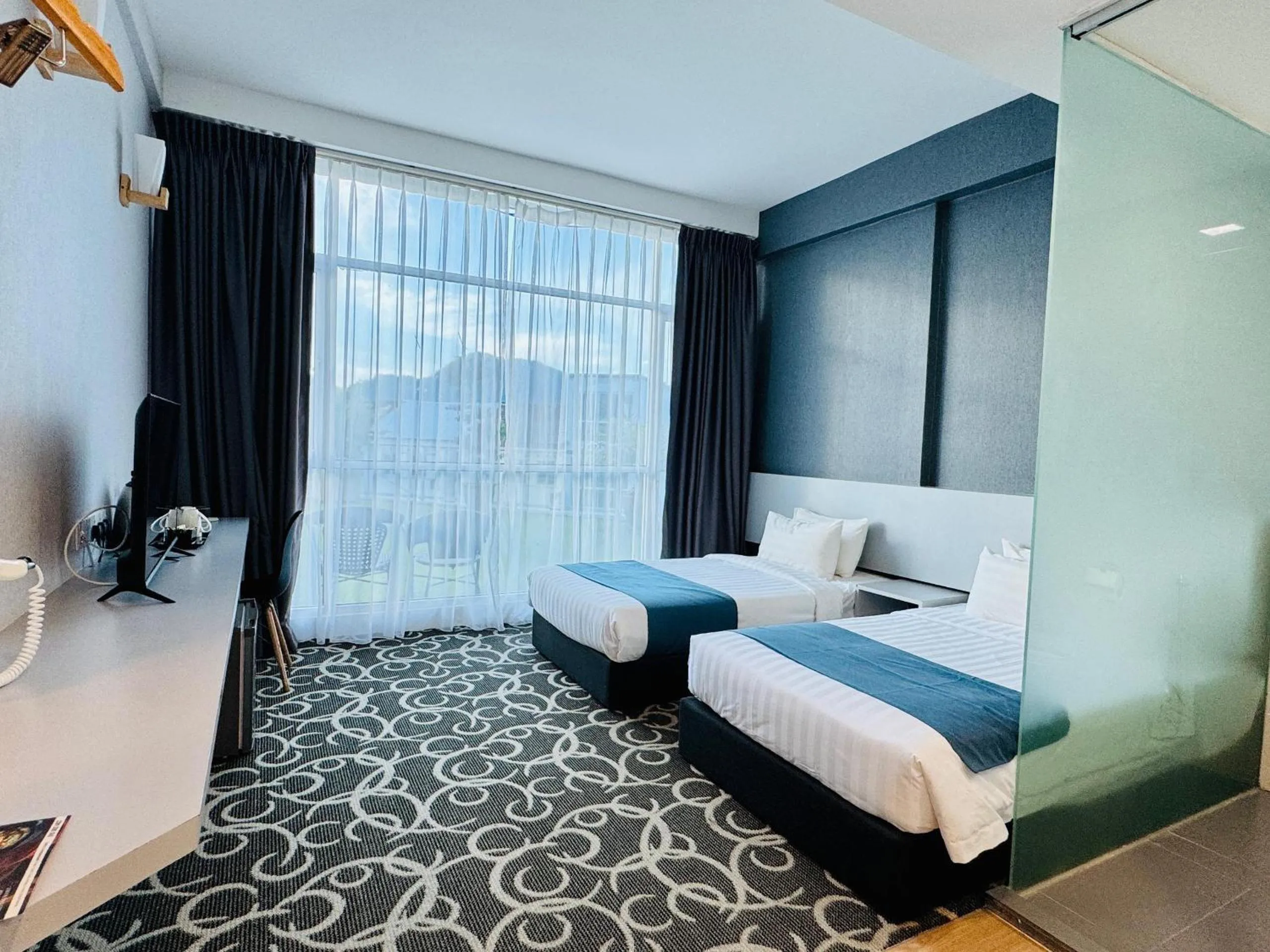 Twin Room with Balcony in Kingston Hotel 13 - Penang Hills formerly known as Deview Hotel