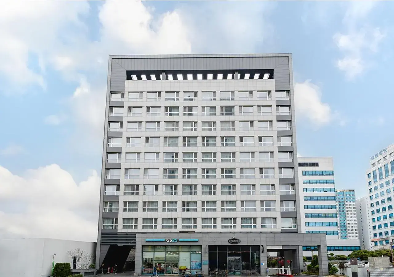 Grand City Hotel Changwon Grand City Hotel Changwon