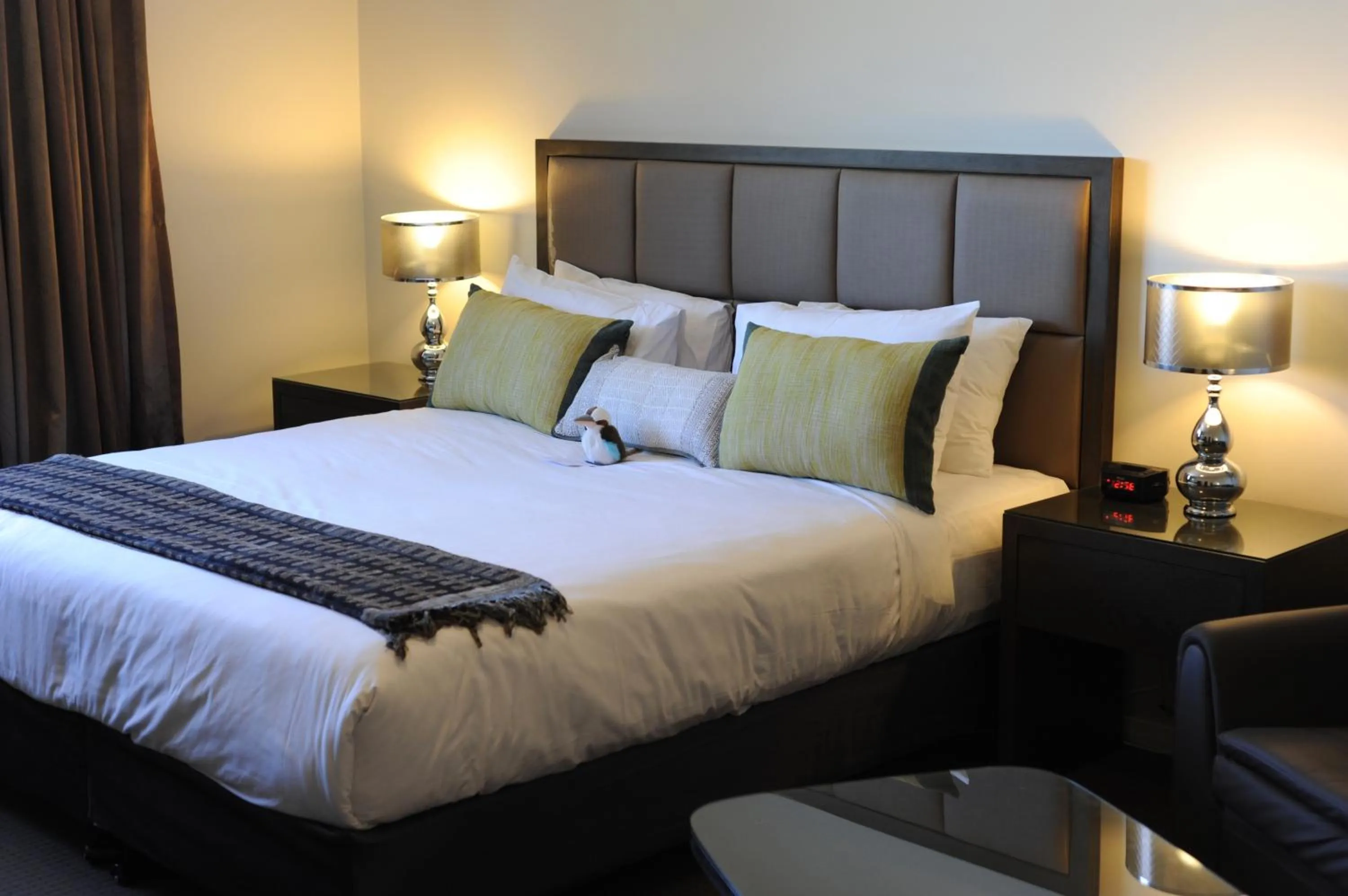 Deluxe Double or Twin Room in Riverside Oaks Golf Resort