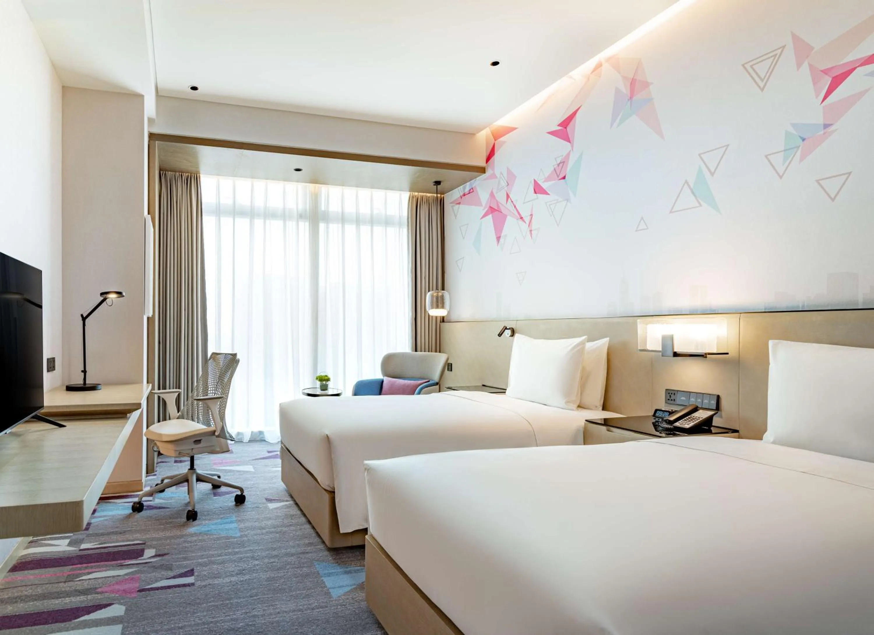 Deluxe Twin Room in Hilton Garden Inn Shenzhen World Exhibition & Convention Center