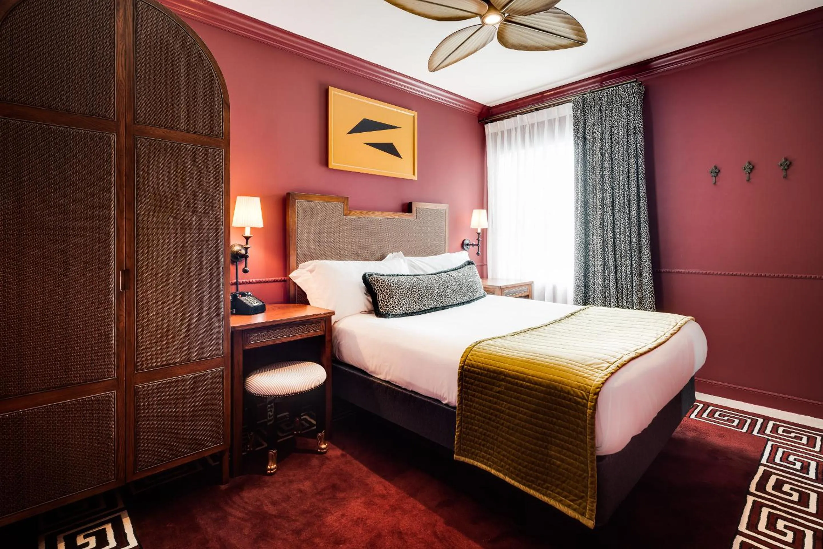 Accessible Classic Queen in Esme Miami Beach